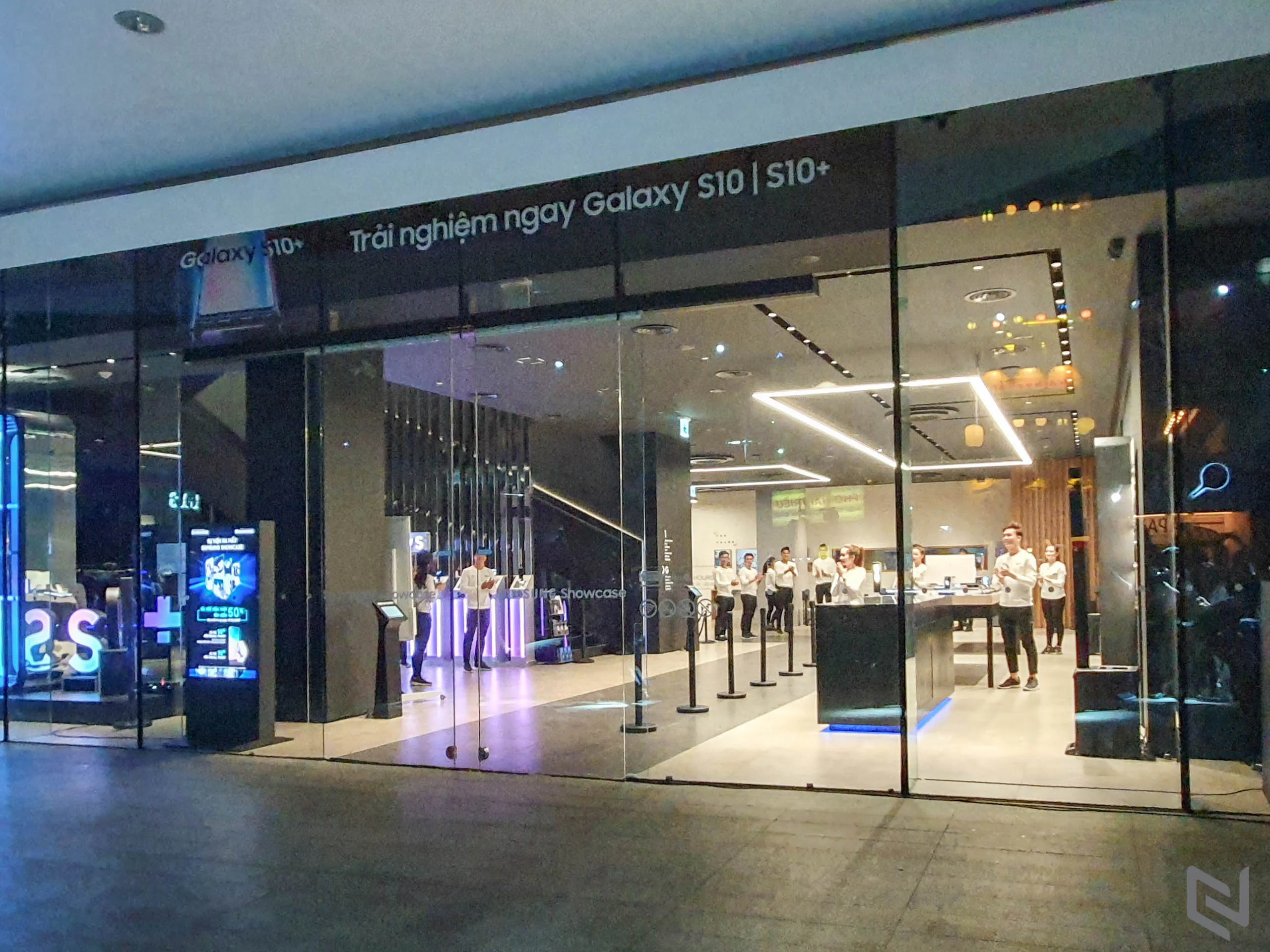 Samsung Showcase chính thức ra mắt, đem mô hình triển lãm và trải nghiệm công nghệ hiện đại trên thế giới đến Việt Nam
