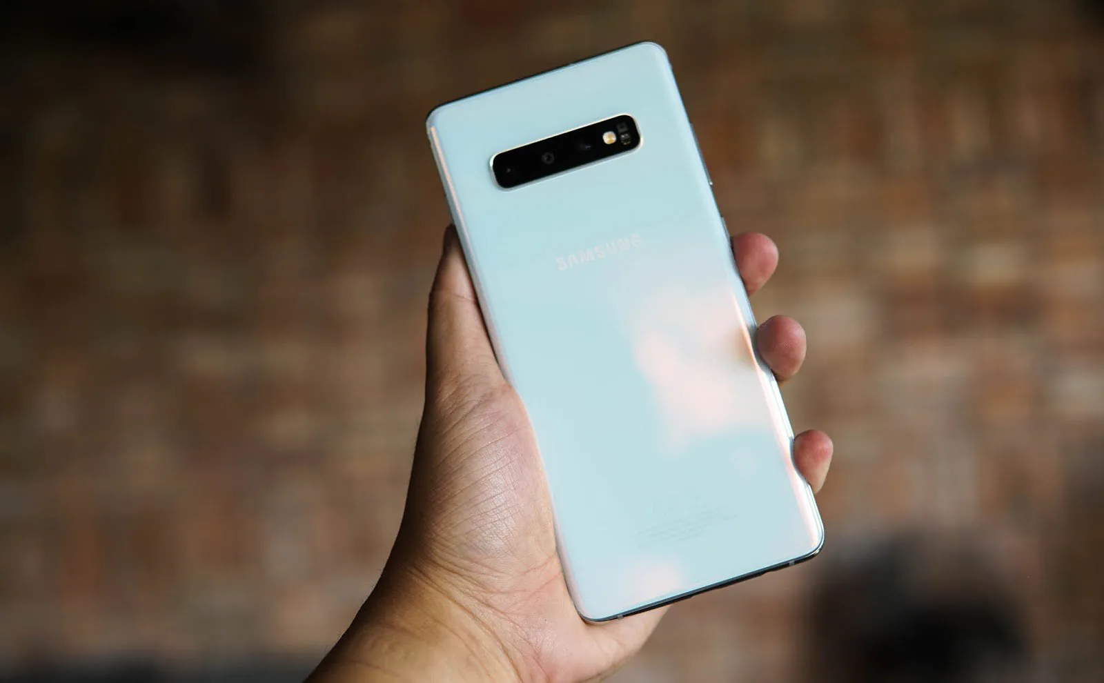 Galaxy S10, S10 Plus, Note 9 giảm đến 7 triệu mừng Đại Lễ