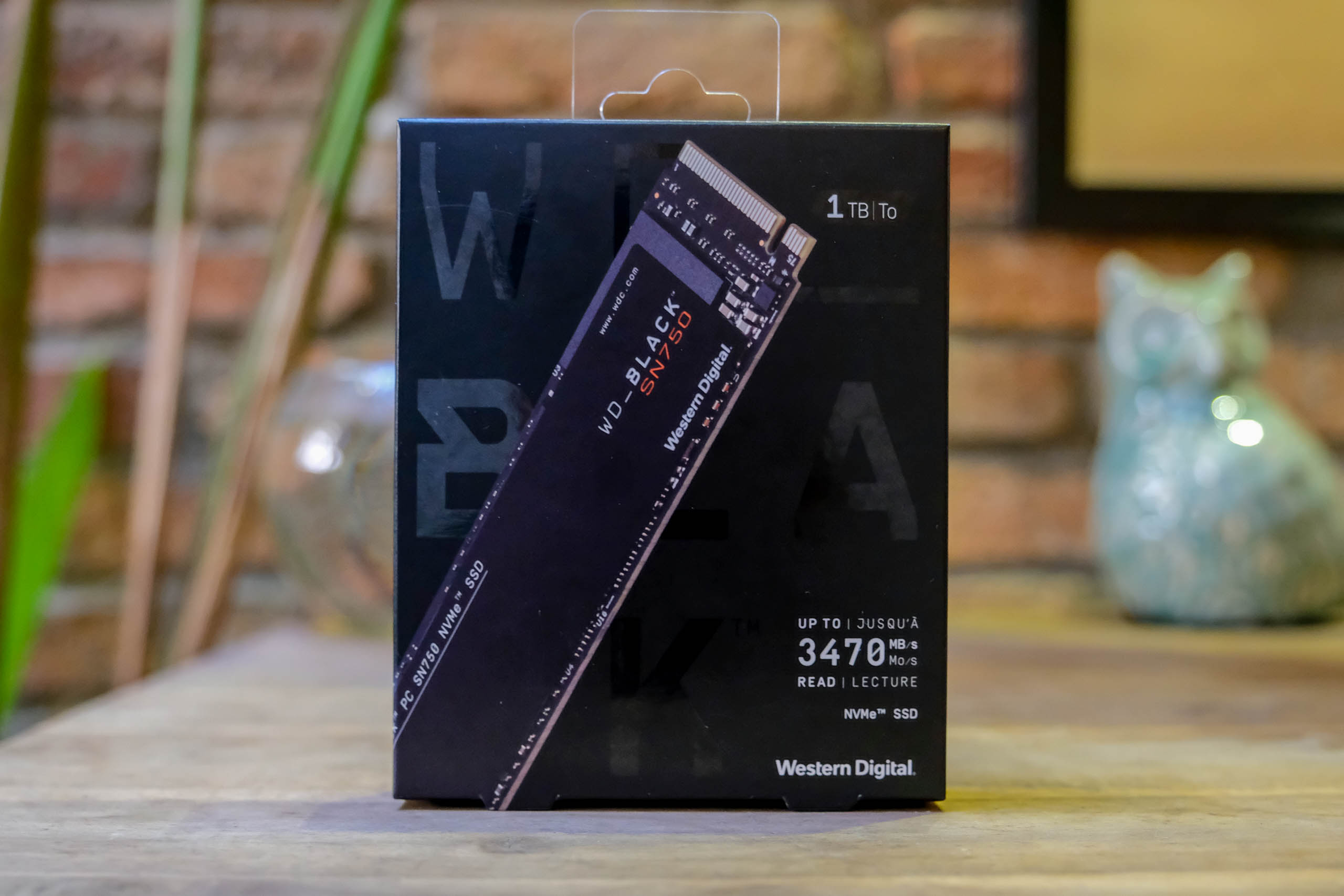 Mở hộp và dùng thử SSD Western Digital Black SN750 NVMe