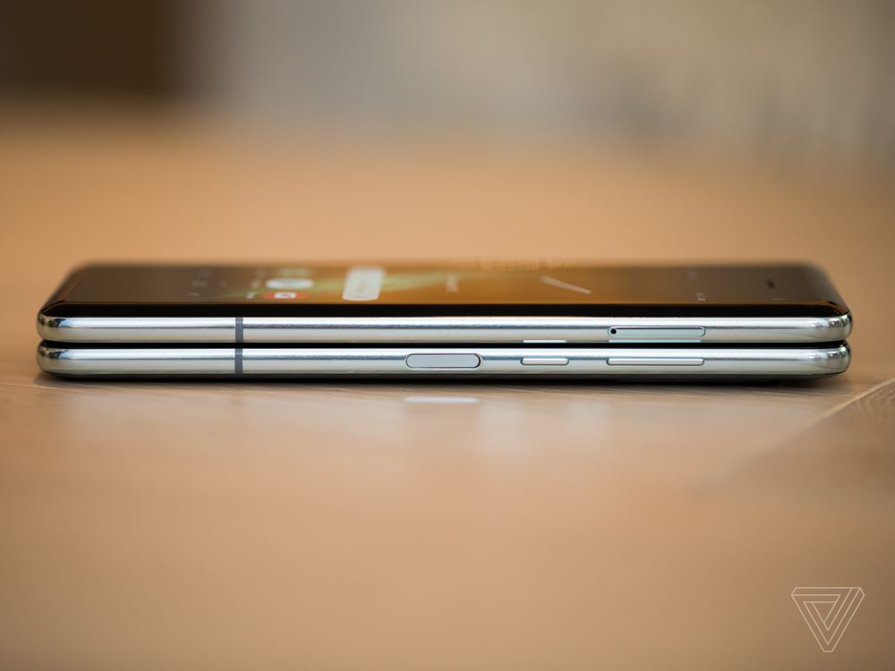 Trên tay Samsung Galaxy Fold: Chưa hoàn hảo, nhưng tốt hơn mong đợi