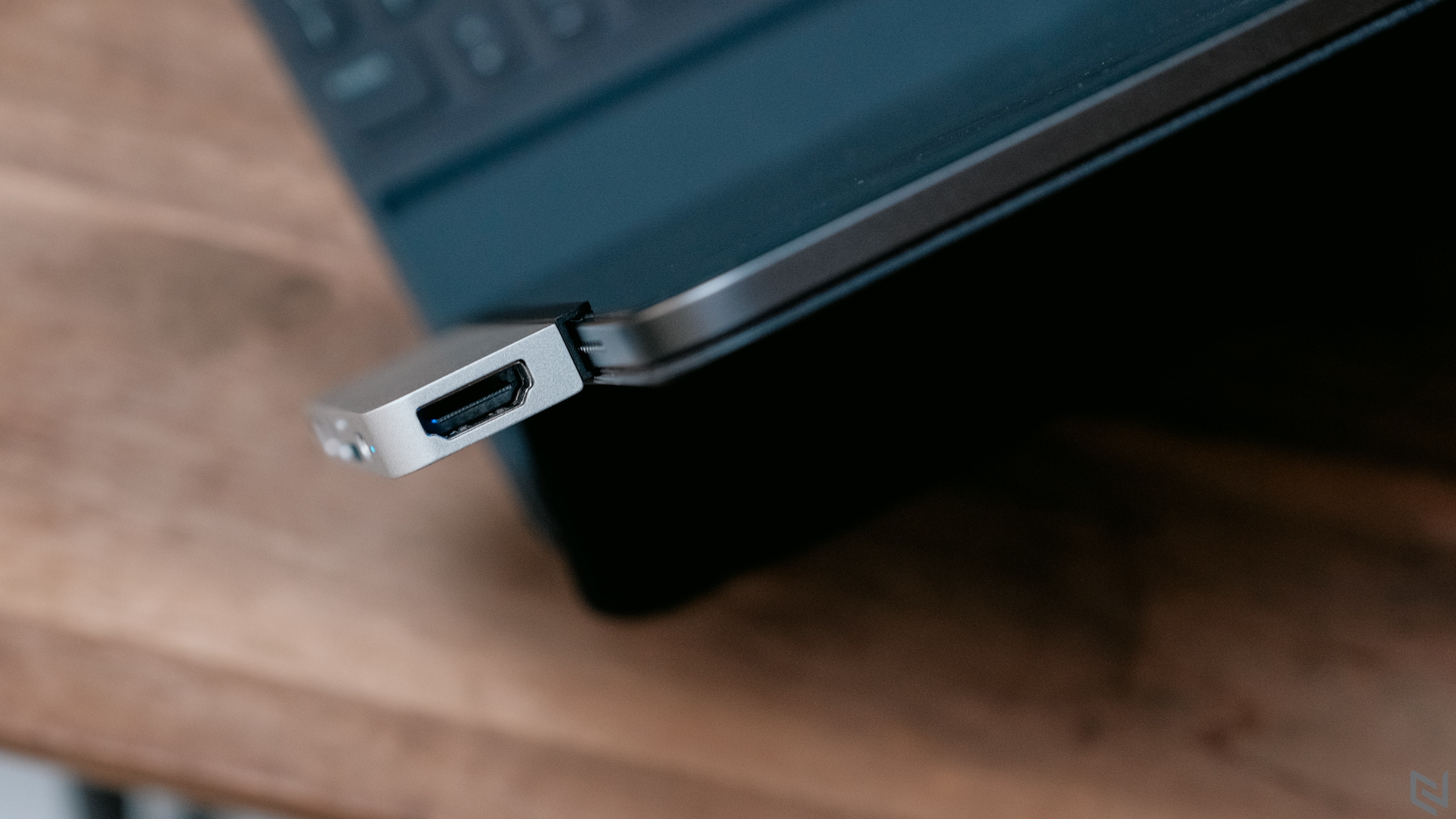 Trên tay HyperDrive USB-C Hub chuyên dụng cho iPad Pro 2018, mở rộng 6 cổng, dùng được cho MacBook