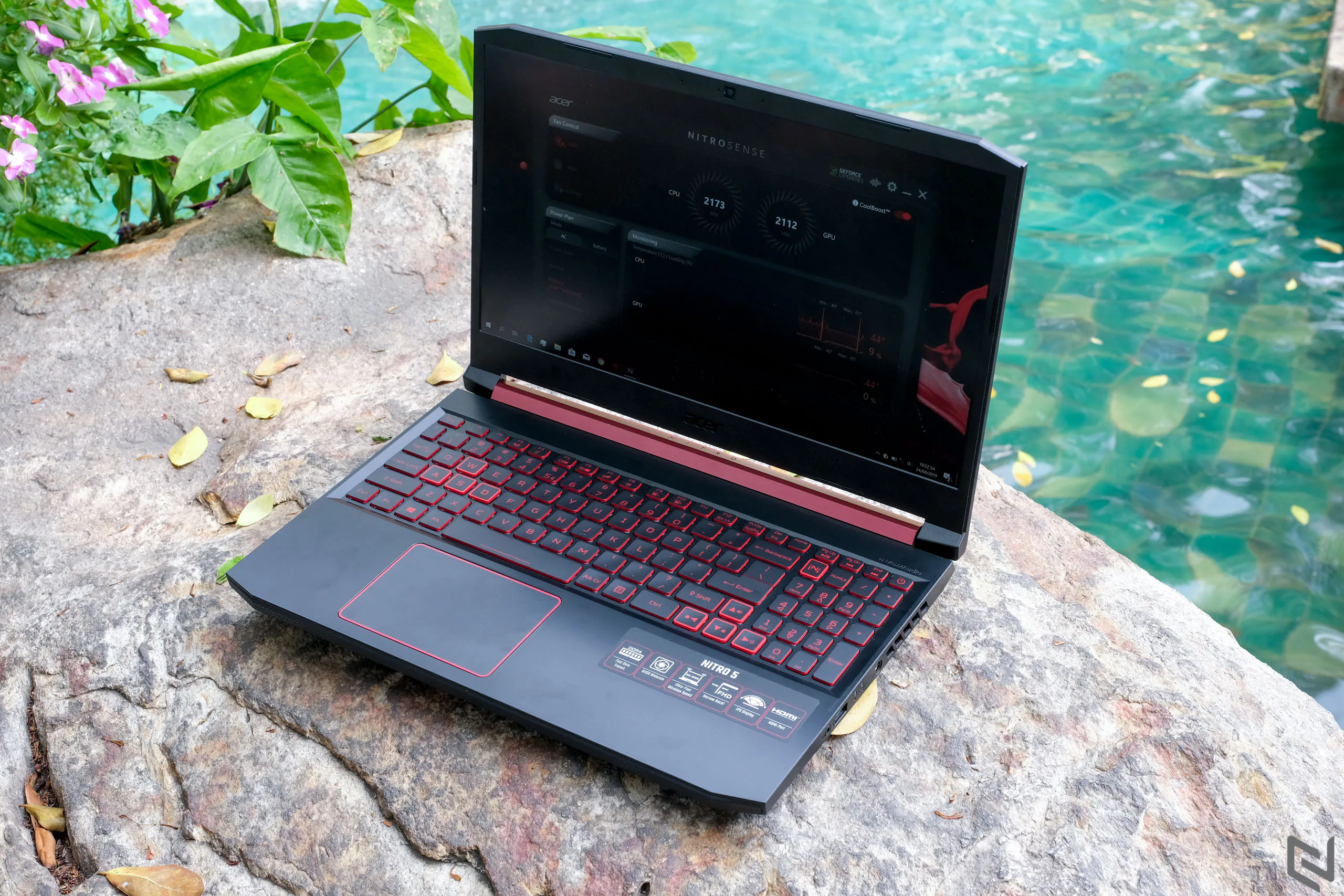Gặp mặt tân binh Acer Nitro 5 2019, thiết kế viền siêu mỏng, sử dụng NVIDIA GTX 16-Series
