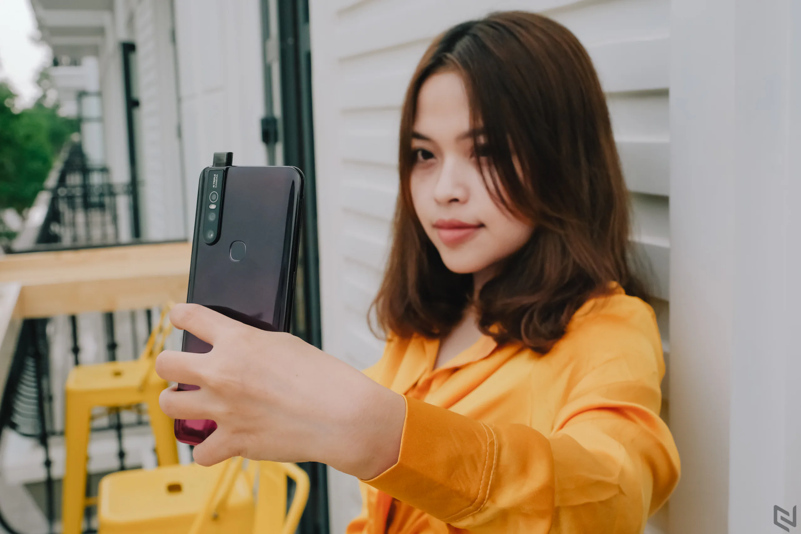 Đánh giá Vivo V15: Màn hình Ultra FullView, camera selfie chất lượng