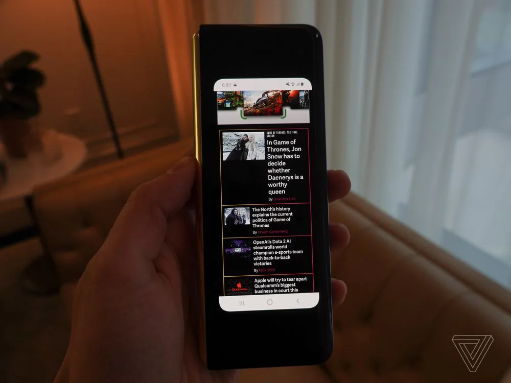 Trên tay Samsung Galaxy Fold: Chưa hoàn hảo, nhưng tốt hơn mong đợi