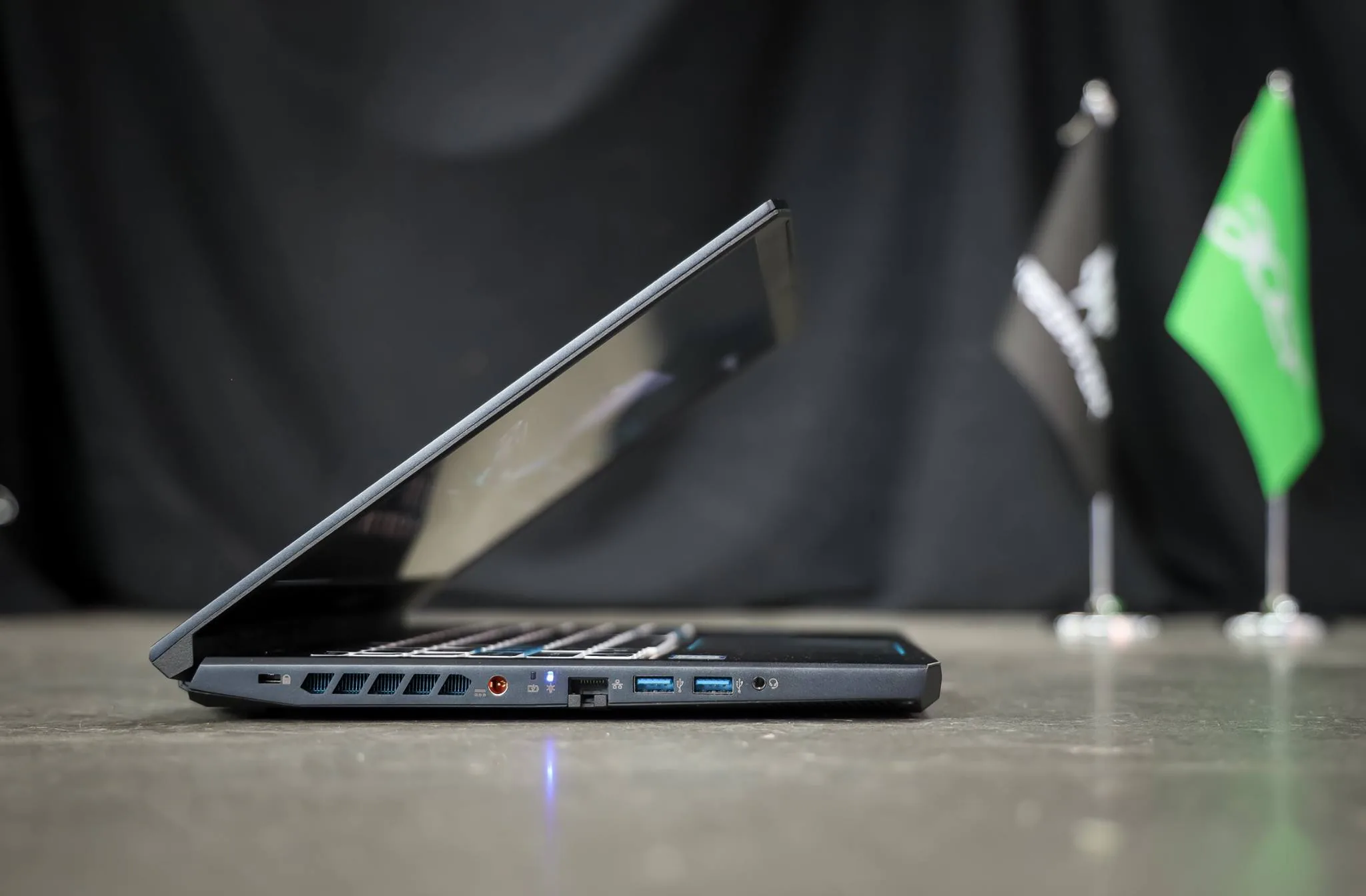 Acer giới hiệu dòng Predator Helios 300 và Helios 700 hoàn toàn mới