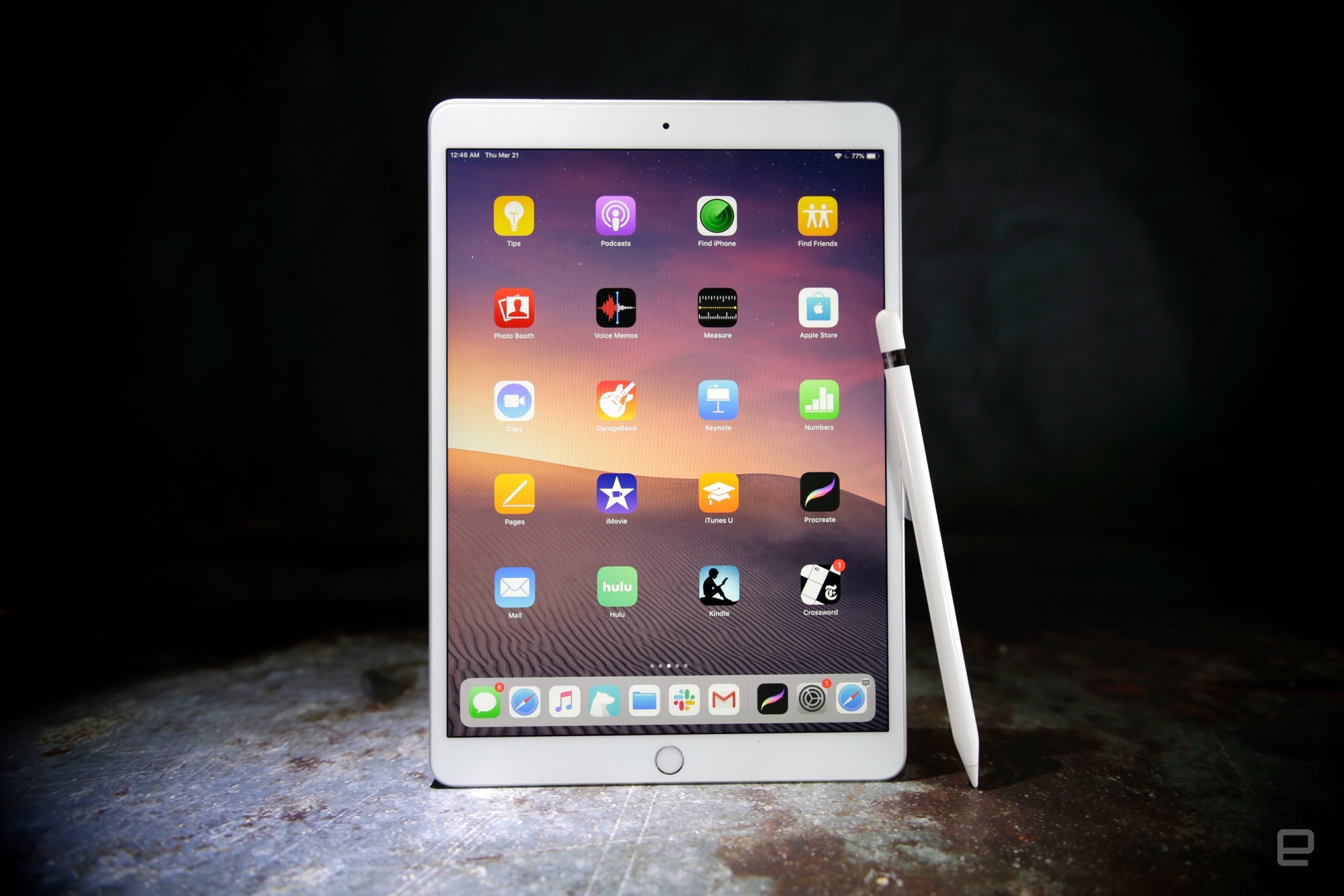 Apple sẽ sửa và thay miễn phí màn hình iPad Air thế hệ thứ 3 gặp vấn đề về màn hình trắng xoá