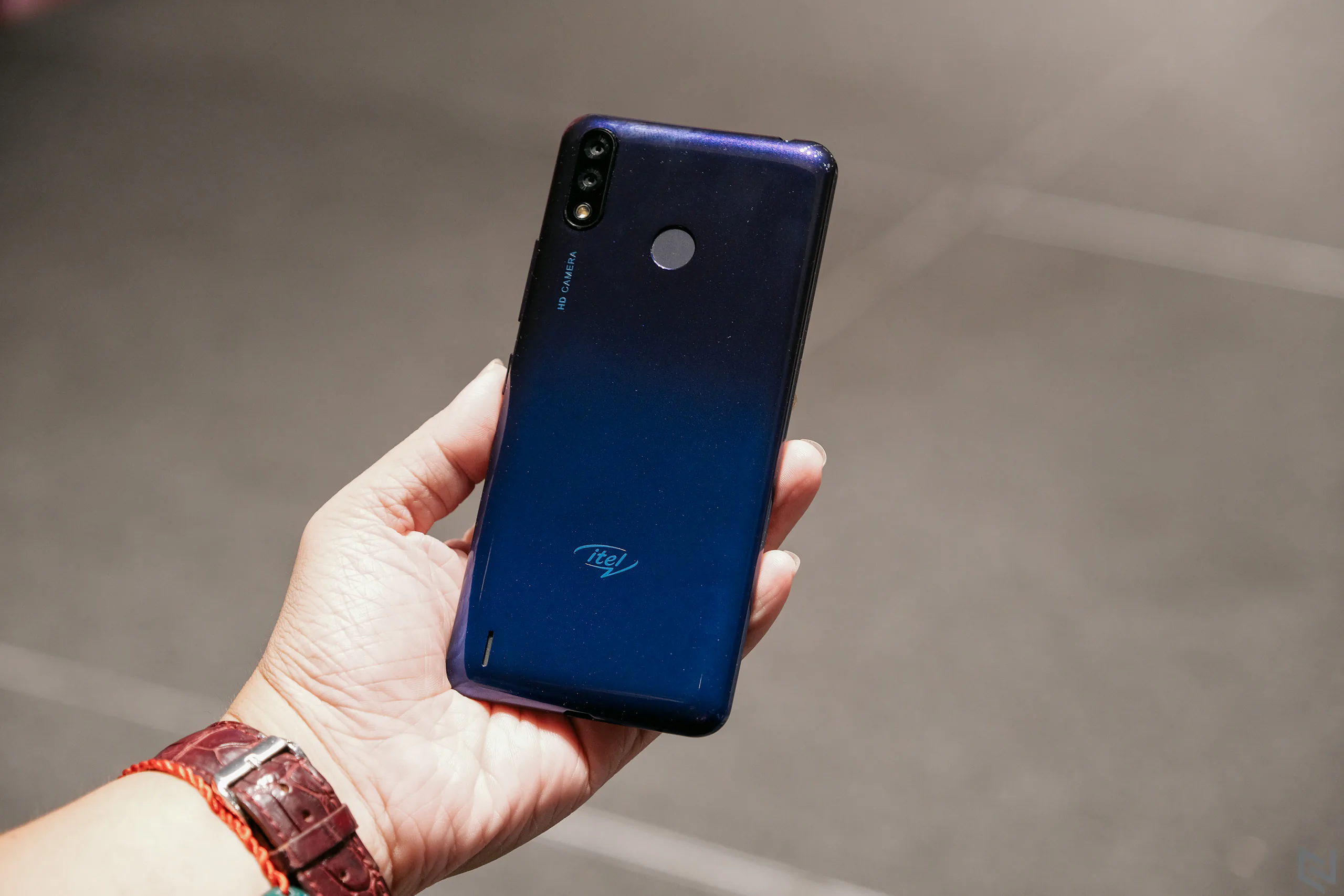 Itel ra mắt bộ đôi P33 và P33 Plus cho người dùng phổ thông, pin 5000mAh, giá từ 1,690,000VND