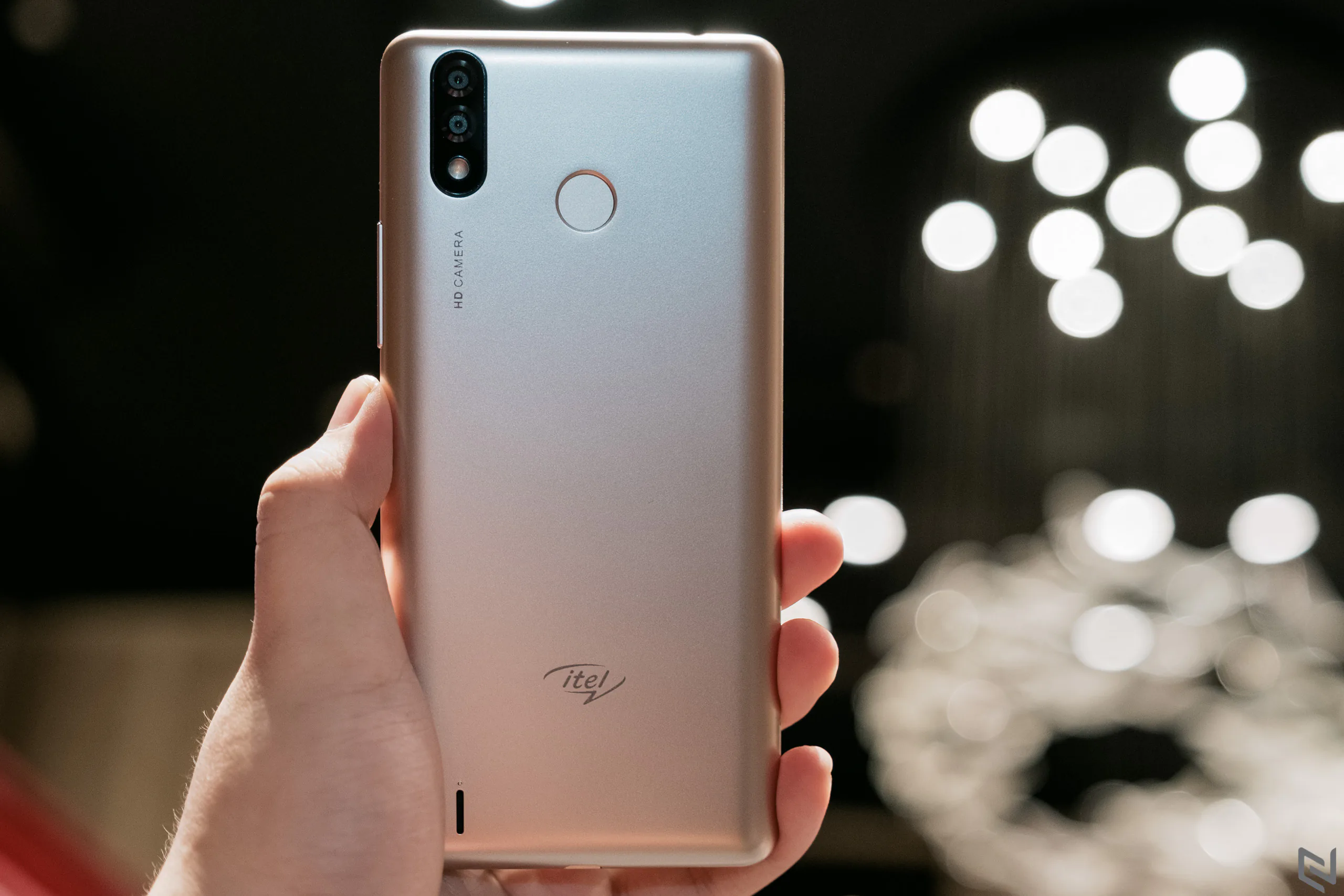 Itel ra mắt bộ đôi P33 và P33 Plus cho người dùng phổ thông, pin 5000mAh, giá từ 1,690,000VND