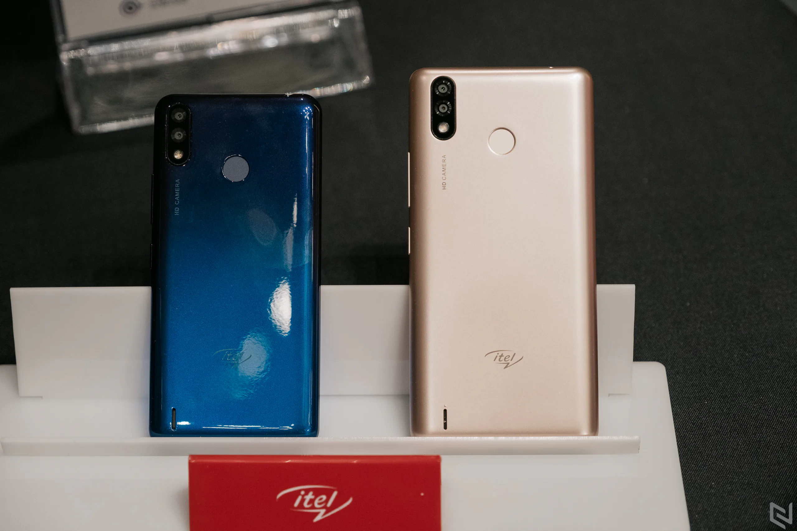 Tuần này có gì: Galaxy Fold tạm hoãn, HONOR 20 Lite trình làng, loạt laptop trang bị GTX-16 Series ra mắt