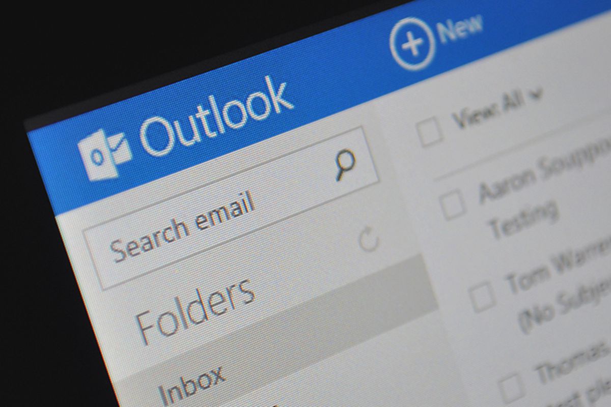 Microsoft tiết lộ rằng tin tặc đã truy cập một số tài khoản Outlook.com trong nhiều tháng