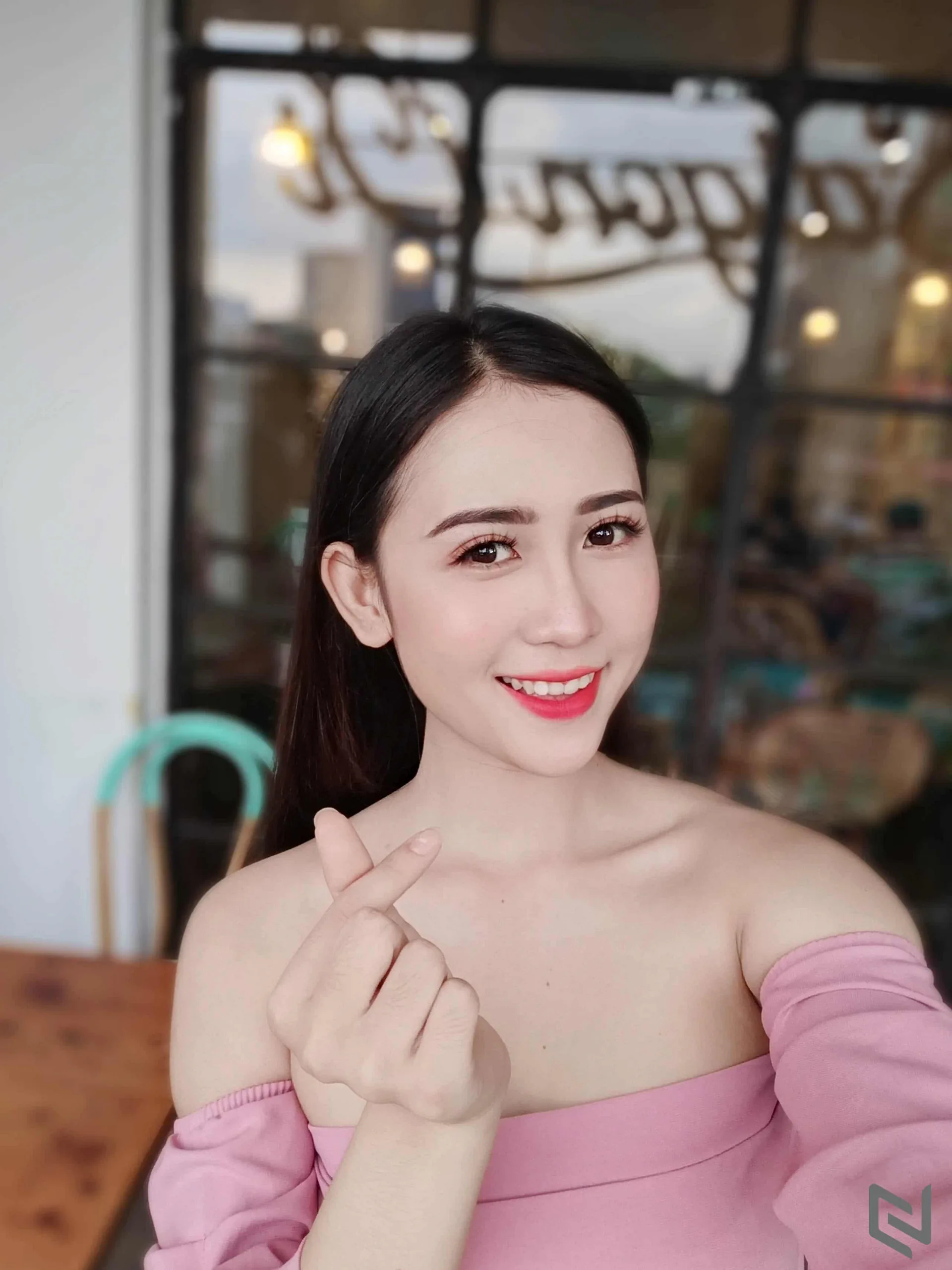 Cần gì máy ảnh khi OPPO F11 Pro đã giúp bạn chụp chân dung xoá phông ảo diệu thế này