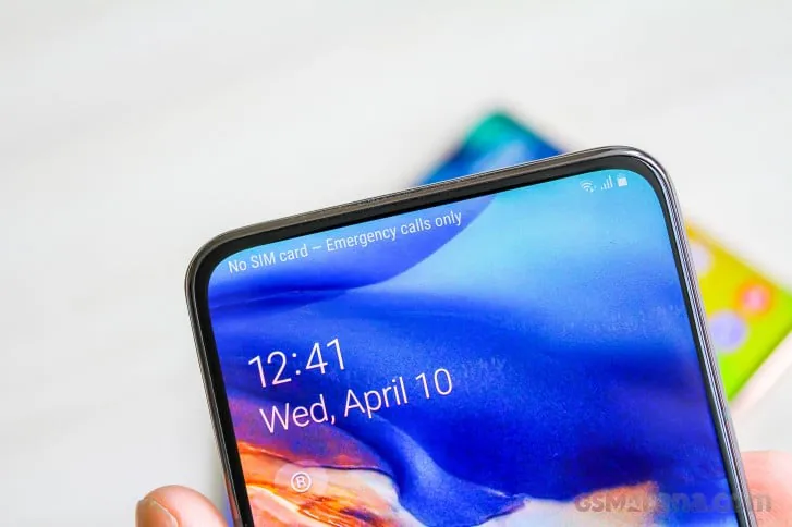 Cận cảnh Samsung Galaxy A80 với cụm camera trượt xoay 180 độ