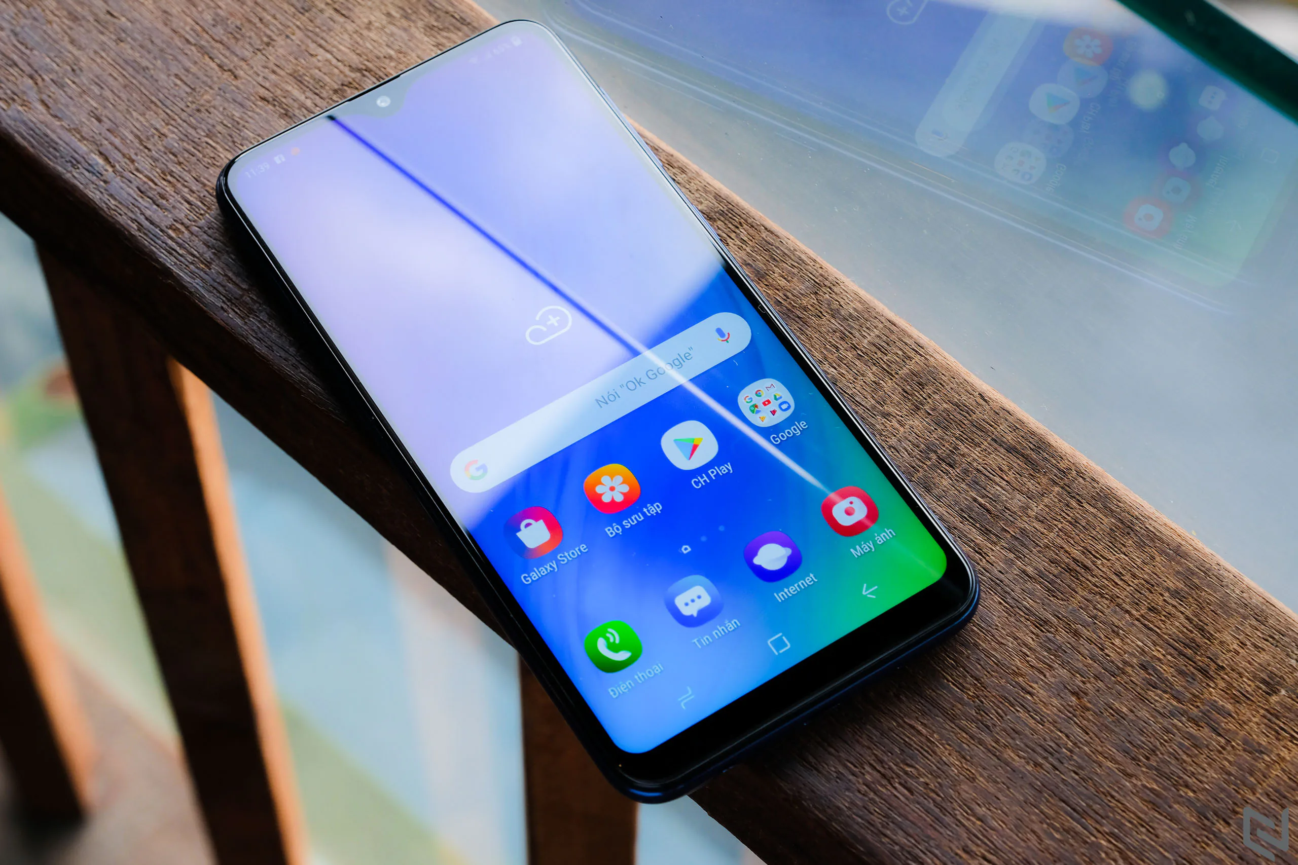 Đánh giá Samsung Galaxy M10: Ai nói giá rẻ là không ngon?