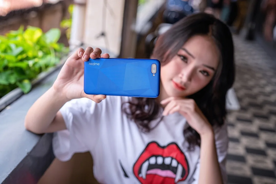 Realme C2 chính thức lên kệ từ ngày 1/6 giá 2.79 triệu đồng