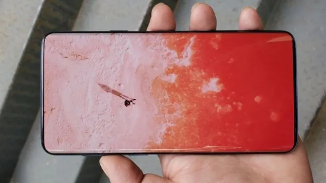 Công nghệ camera selfie ẩn dưới màn hình của Samsung có thể sẽ là tương lai của smartphone