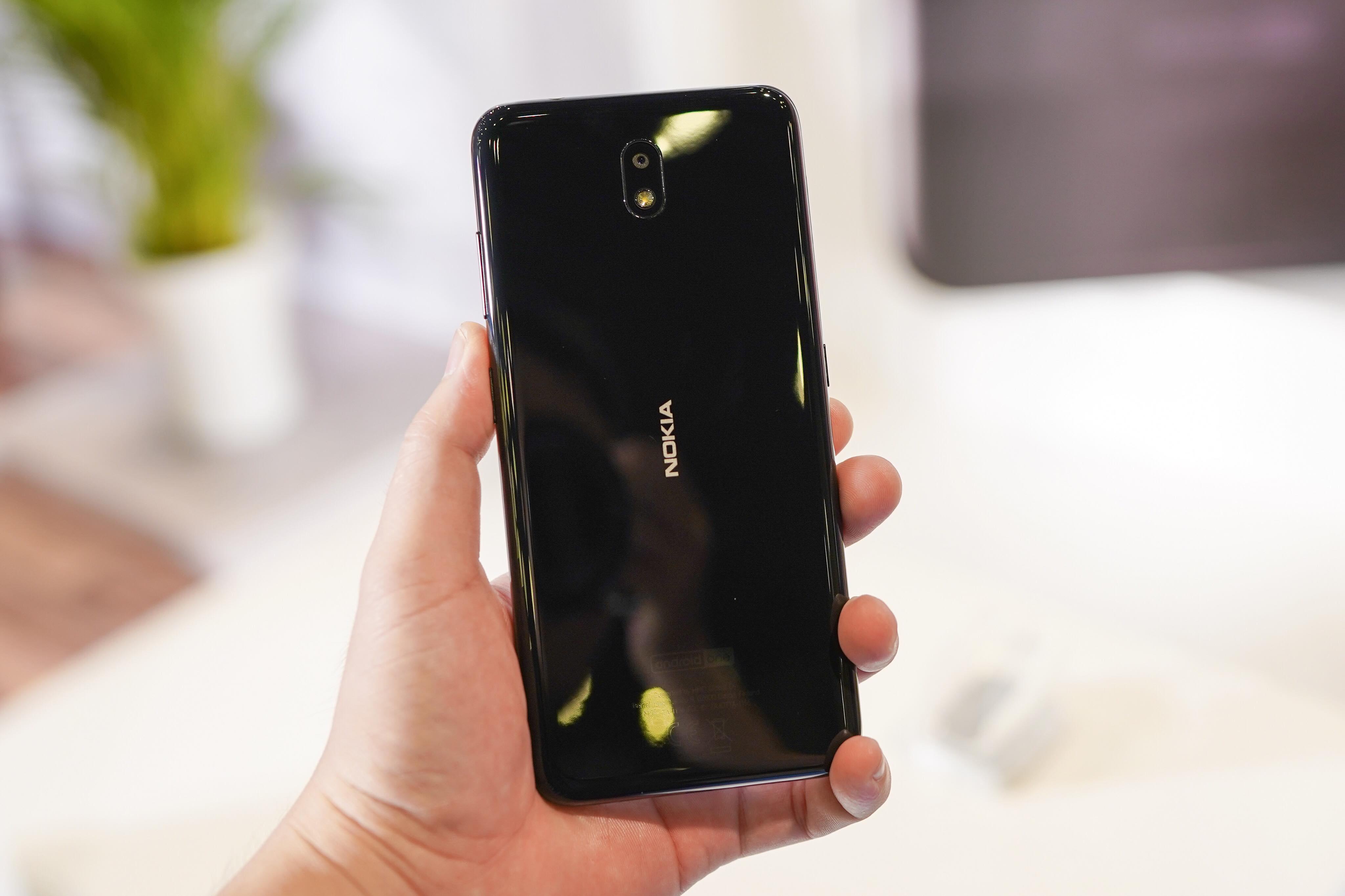 Nokia 3.2 ra mắt thị trường Việt: màn hình lớn, thời lượng pin 2 ngày, giá từ 2,990,000 VND