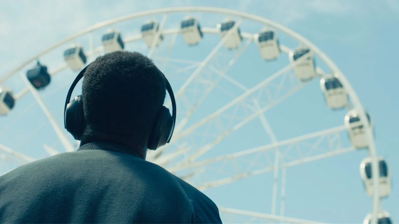 Bose Noise Cancelling Headphones 700 ra mắt: Tai nghe khử tiếng ồn giá 399 USD