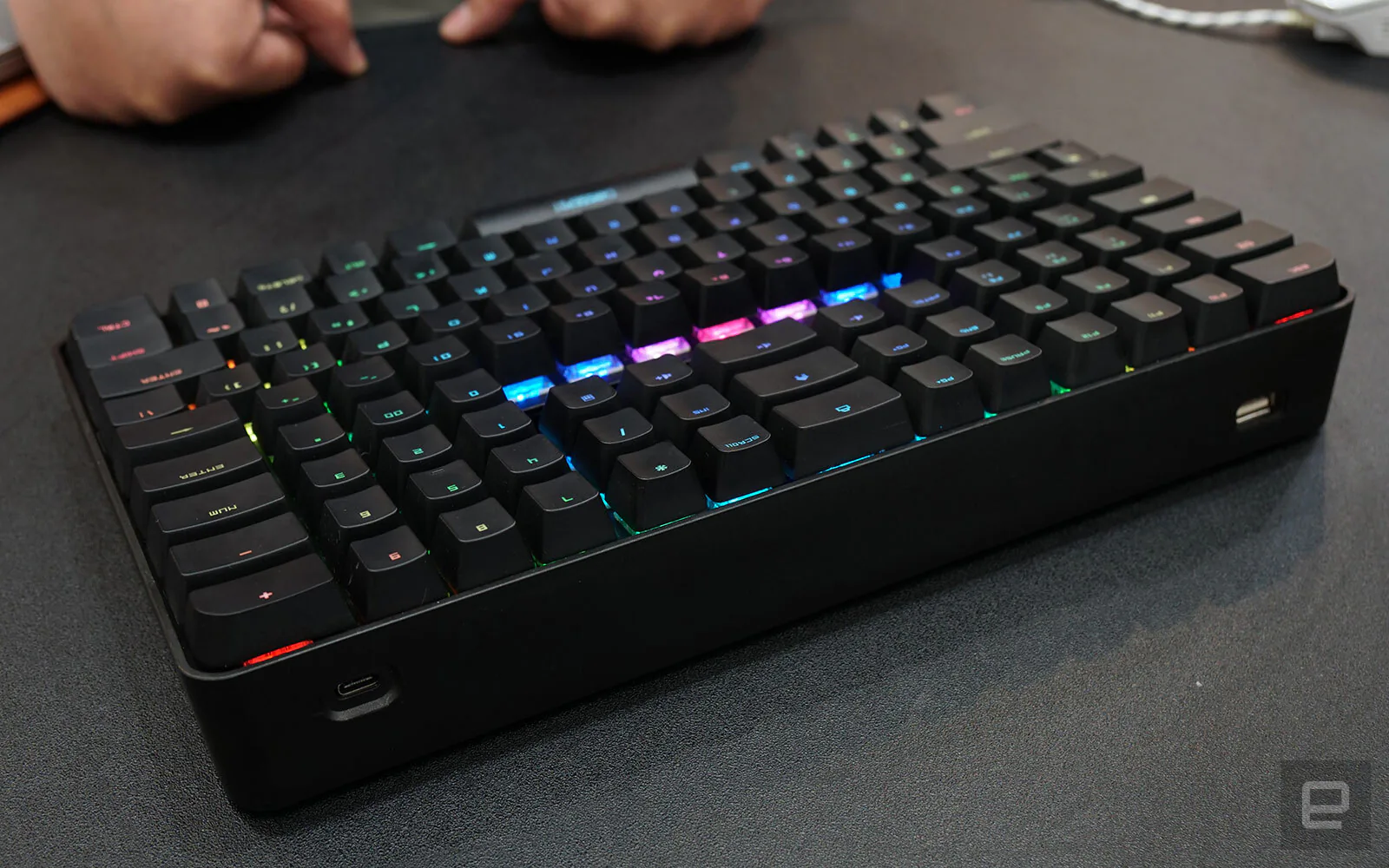 Chassepot C1000 - Chiếc bàn phím "hai tầng" độc lạ nhất Computex 2019