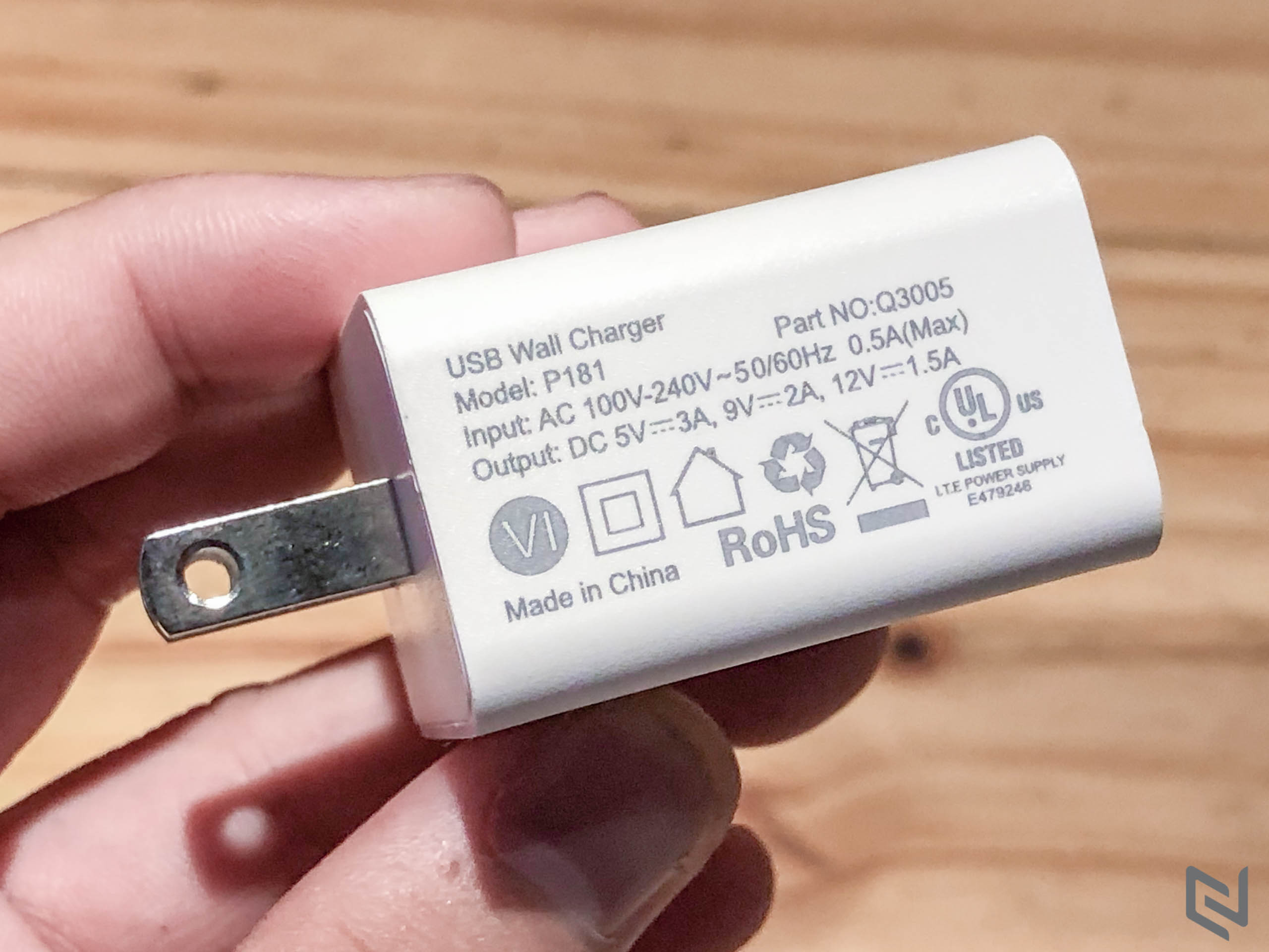 Trên tay sạc nhanh 18W USB-C và cáp USB-C to Lightning chuẩn MFI từ Choetech
