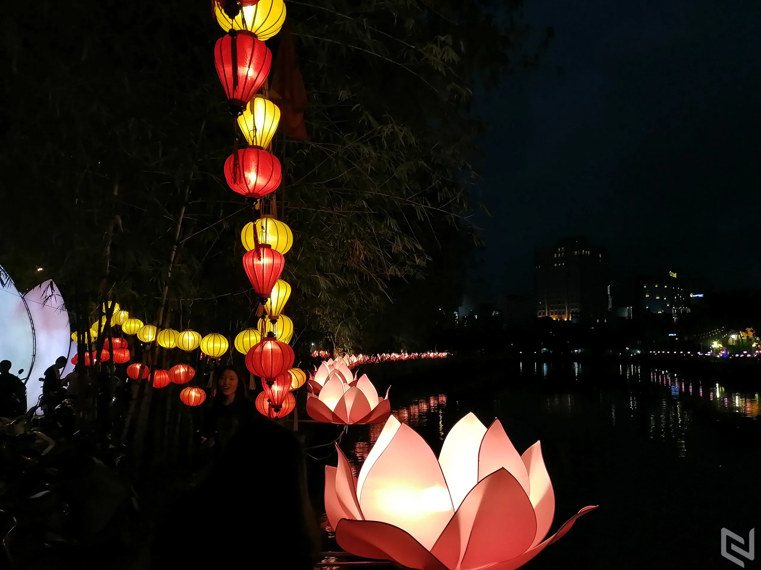 Đánh giá Honor 20 Lite: Đẹp thôi chưa đủ, bộ ba camera còn rất ấn tượng trong tầm giá