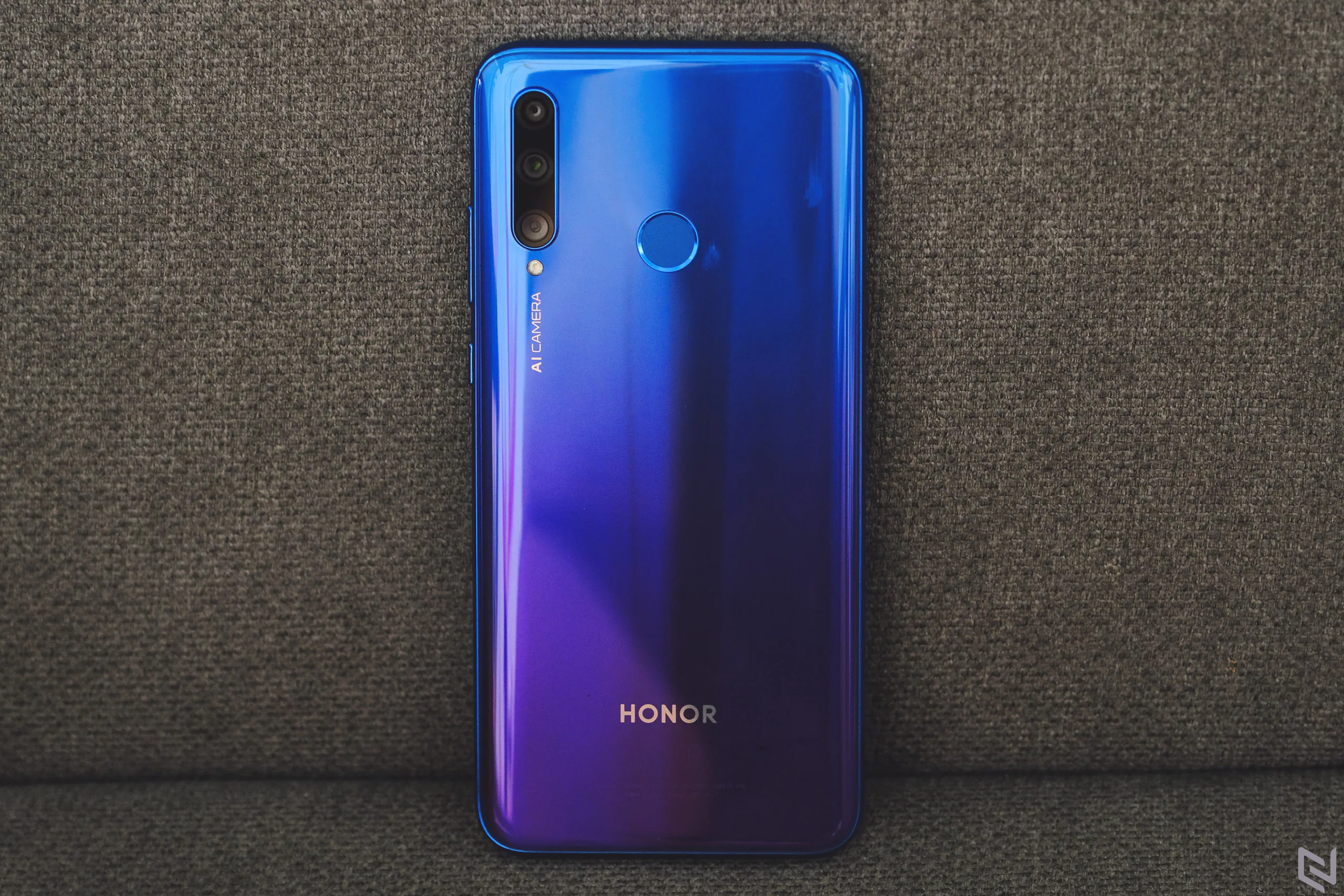 Đánh giá Honor 20 Lite: Đẹp thôi chưa đủ, bộ ba camera còn rất ấn tượng trong tầm giá