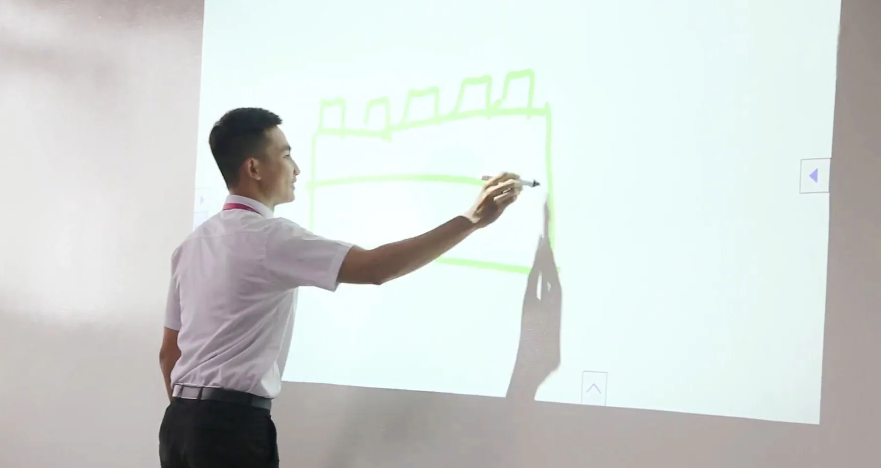 Lớp học 5 sao với máy chiếu Epson tương tác như phim viễn tưởng