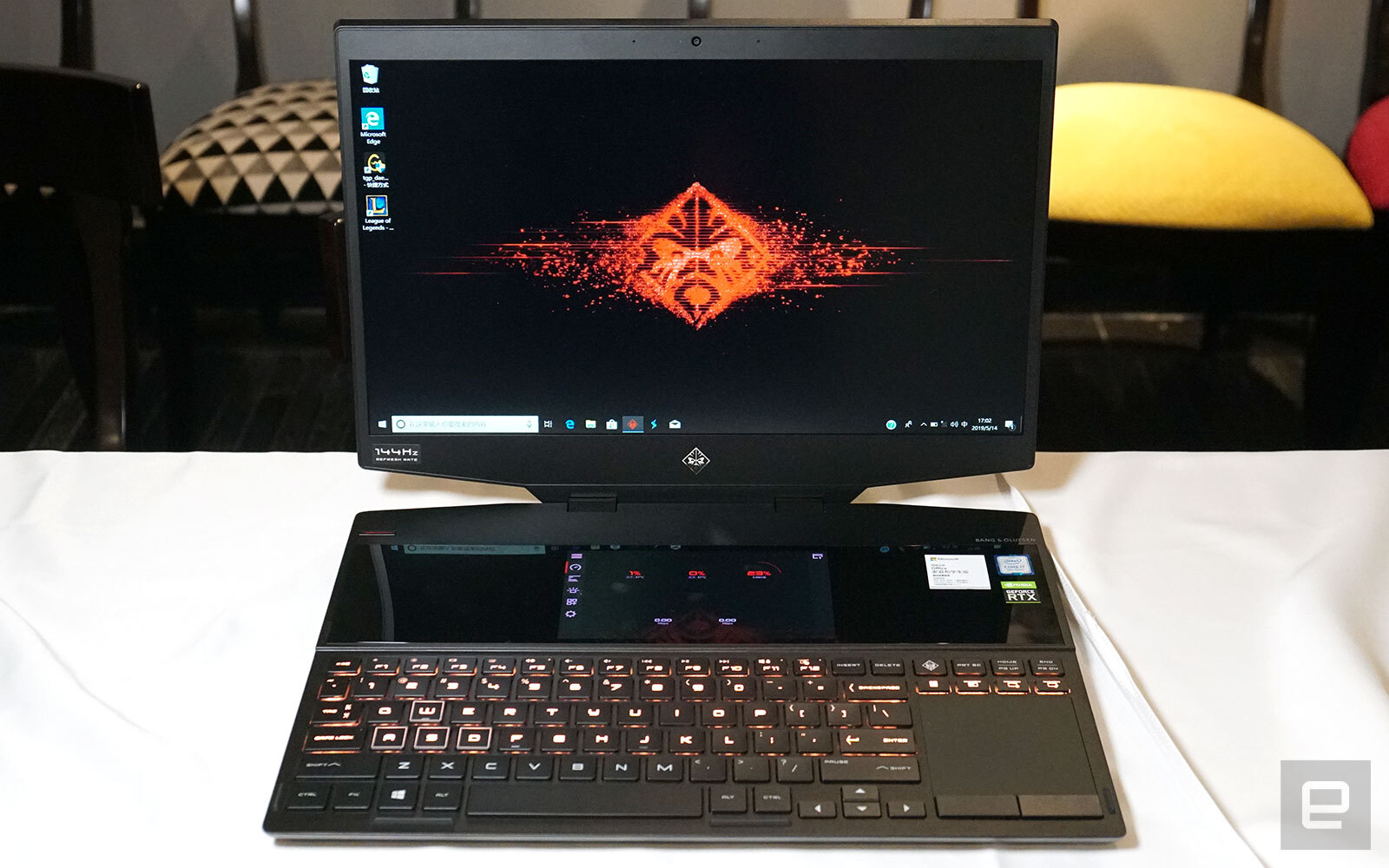 HP ra mắt laptop chơi game hai màn hình Omen X 2S 15