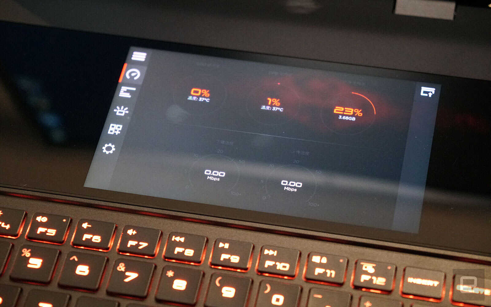 HP ra mắt laptop chơi game hai màn hình Omen X 2S 15