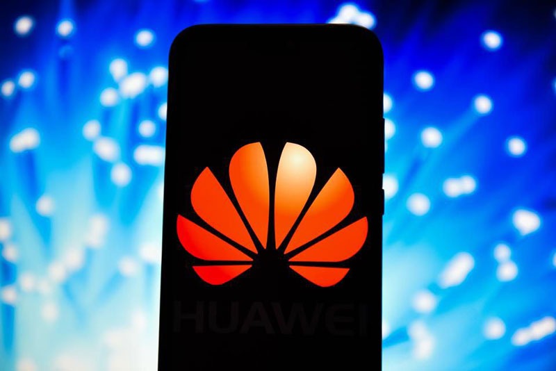 CEO Huawei: Không cần chip Mỹ chúng tôi vẫn sống tốt