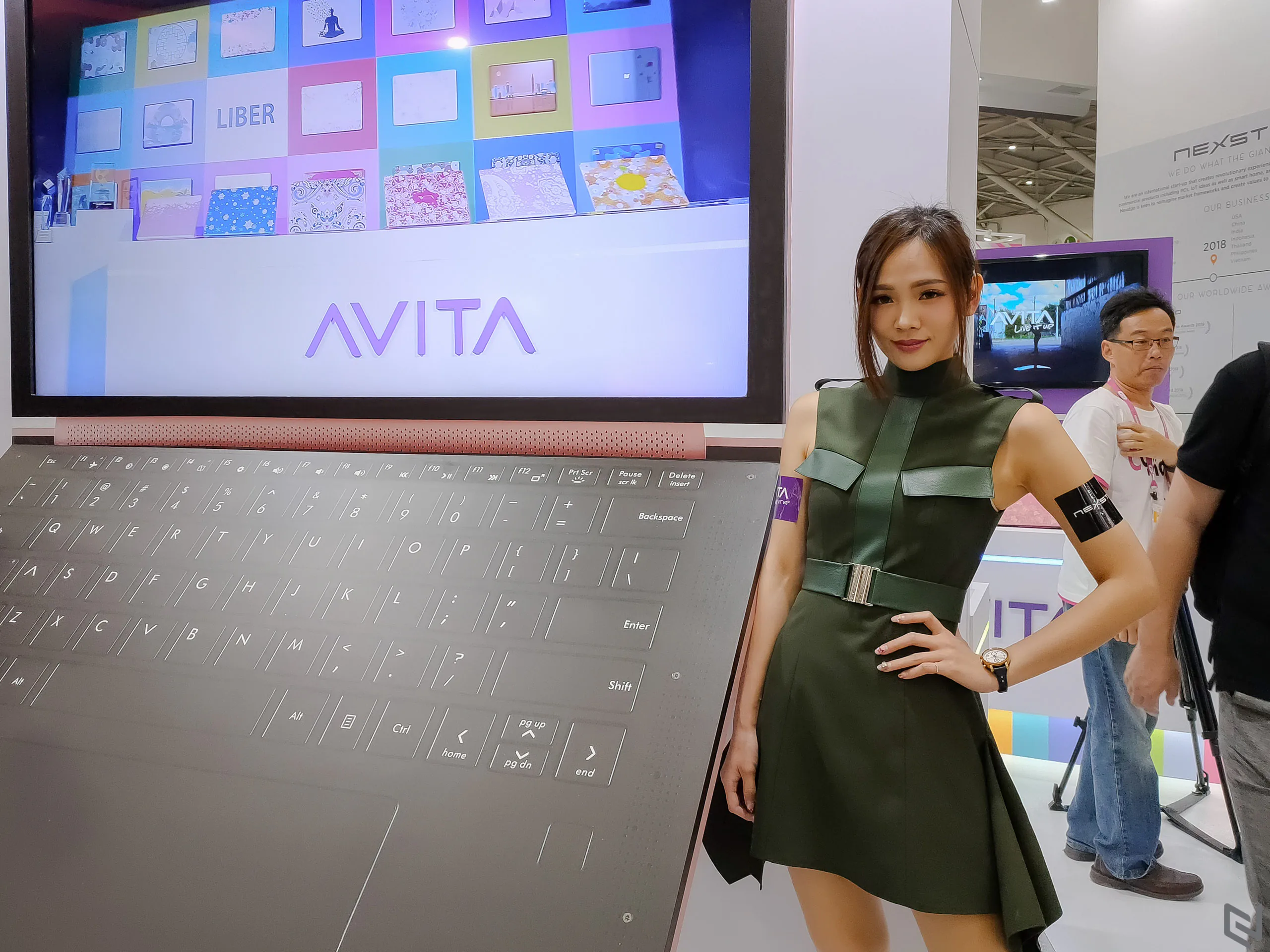 Bóng hồng Computex 2019 qua ống kính OPPO Reno