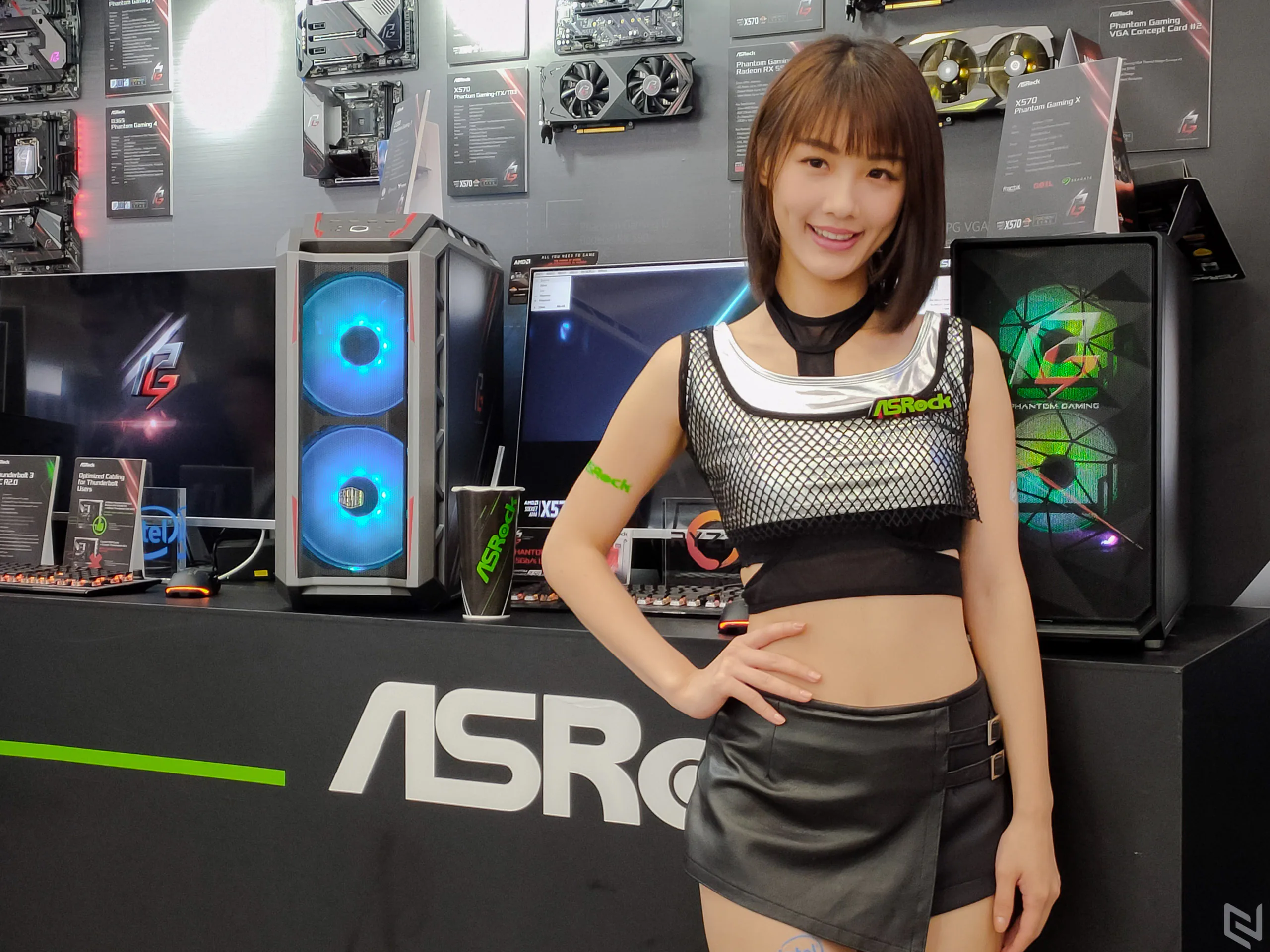 Bóng hồng Computex 2019 qua ống kính OPPO Reno