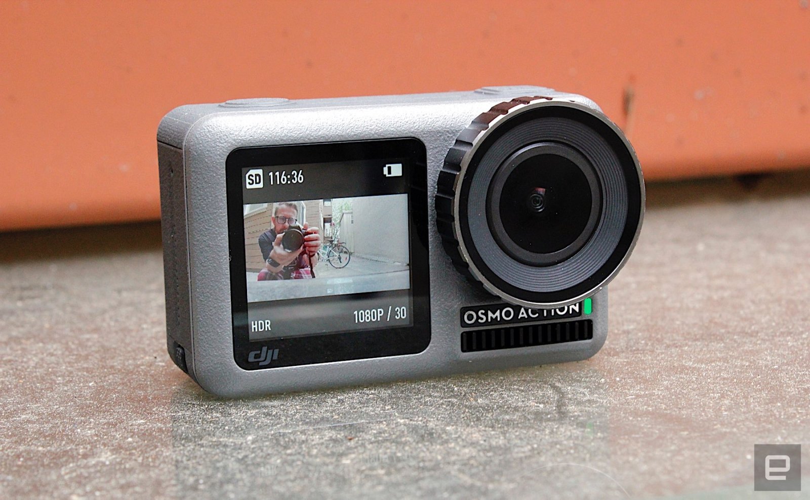 Trên tay DJI Osmo Action: đối thủ đáng lo ngại của GoPro