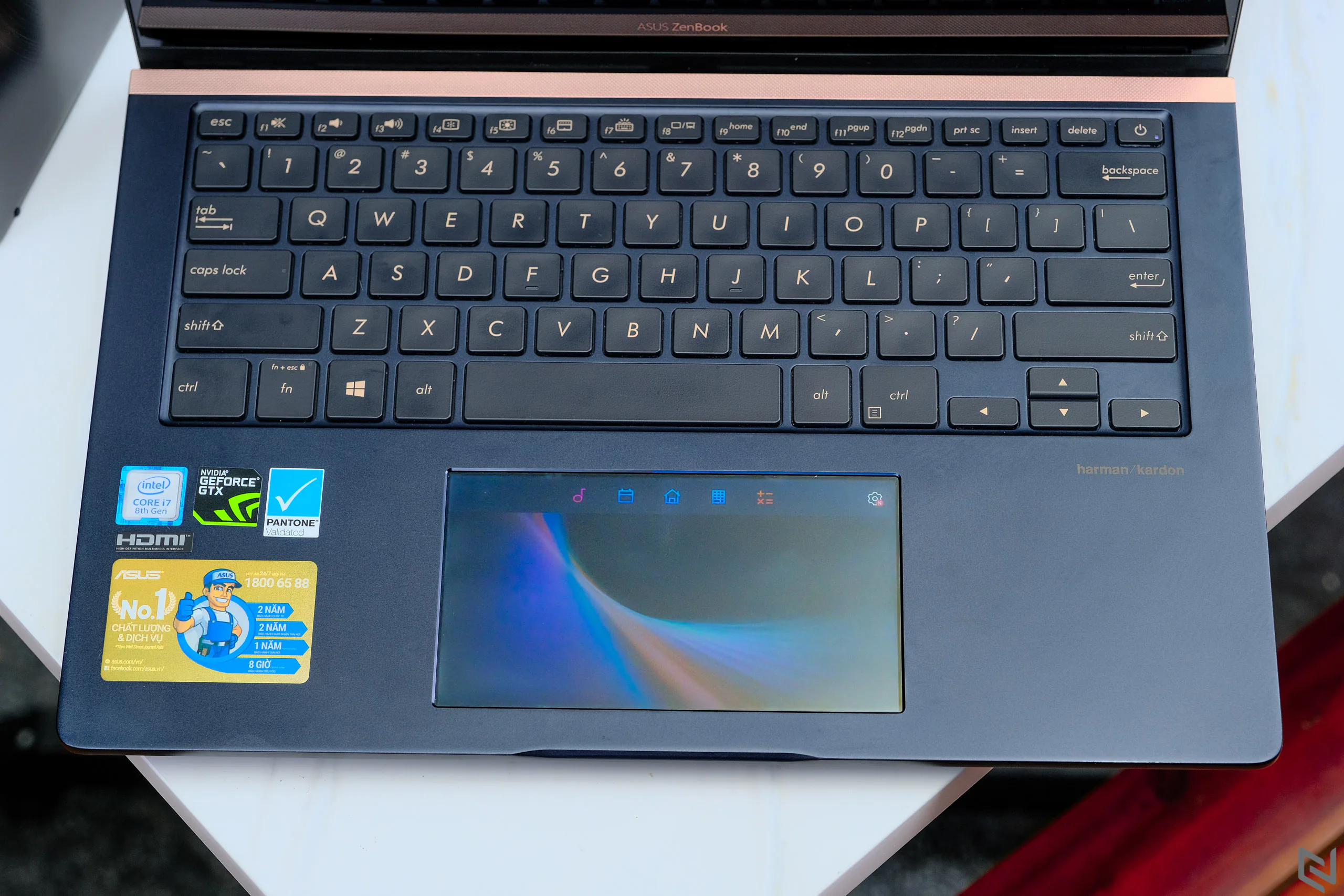 ScreenPad sẽ tiếp tục là xu hướng cho các dòng laptop ASUS năm nay tại Computex 2019