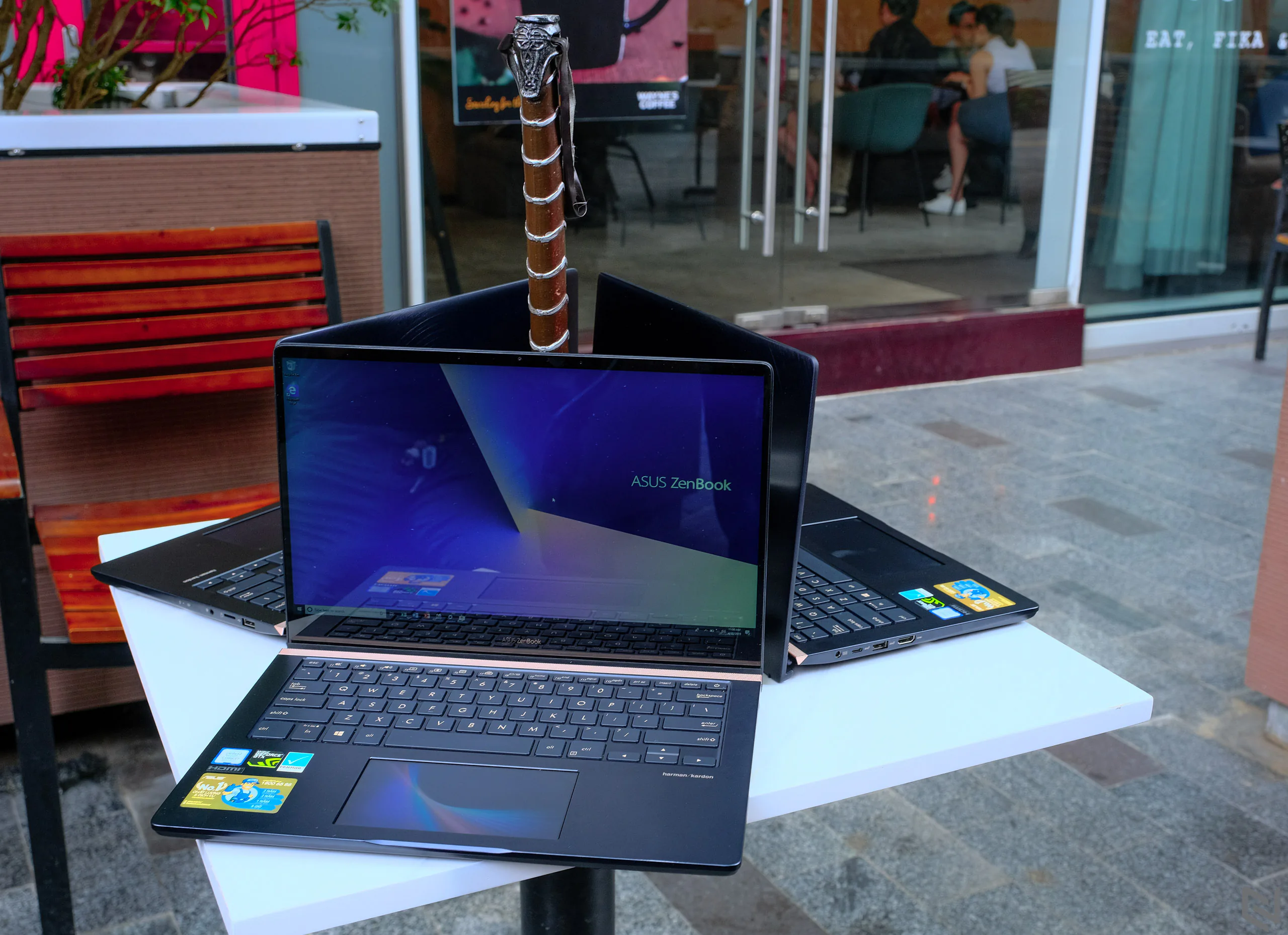 ScreenPad sẽ tiếp tục là xu hướng cho các dòng laptop ASUS năm nay tại Computex 2019