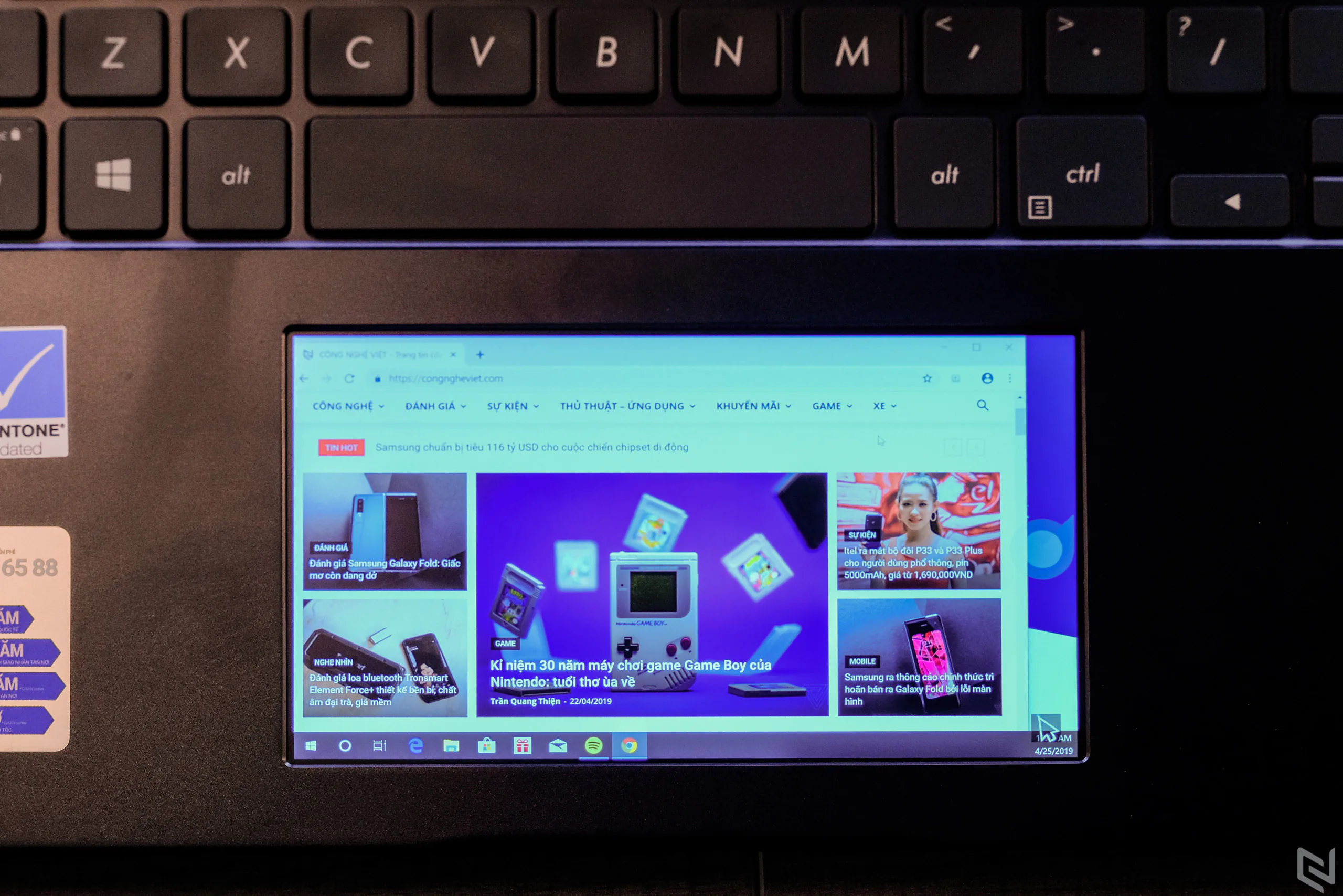 ScreenPad sẽ tiếp tục là xu hướng cho các dòng laptop ASUS năm nay tại Computex 2019