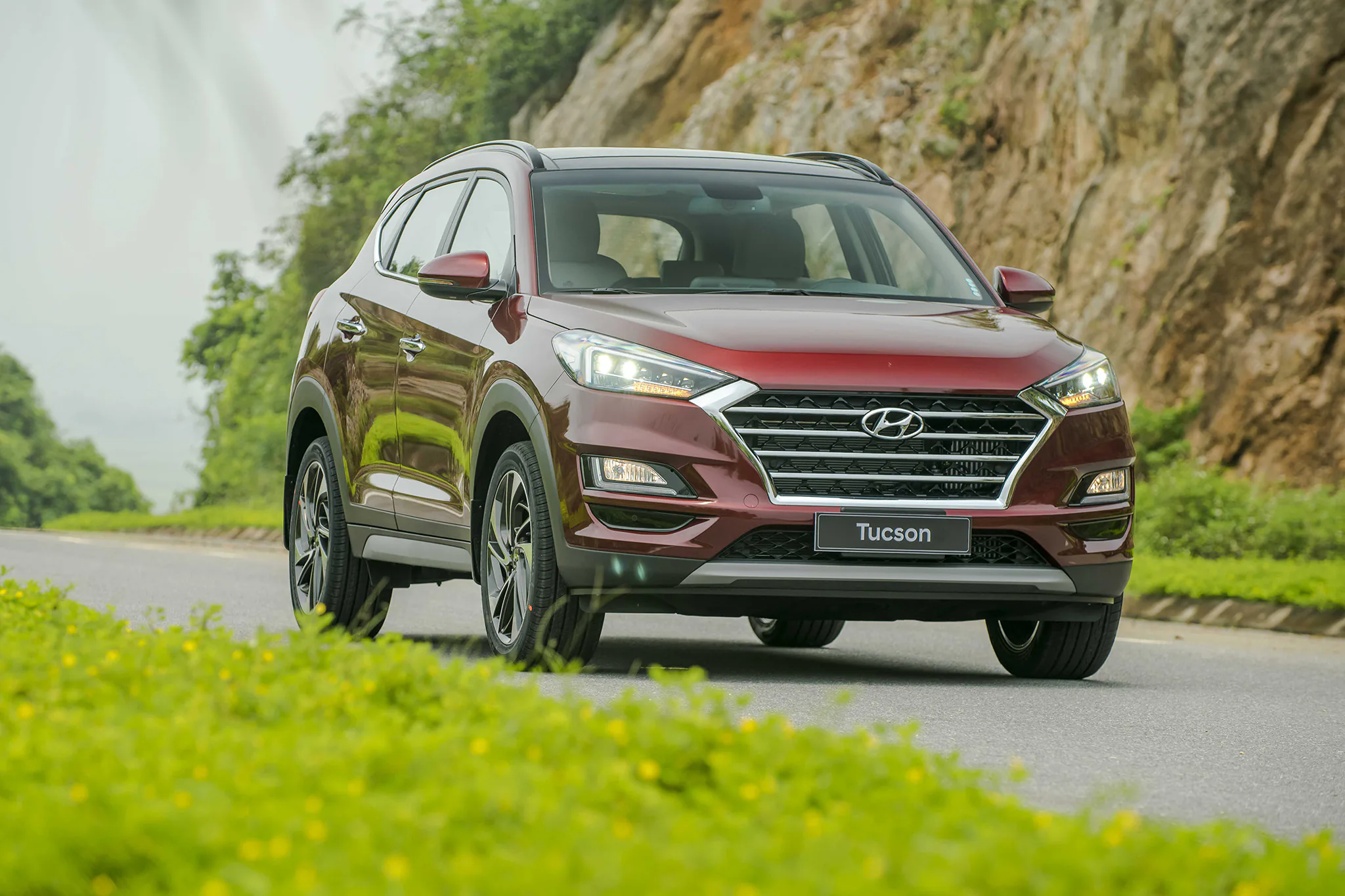 Hyundai Elantra và Tucson 2019 chính thức ra mắt tại Việt Nam, giá bán từ 580 triệu đồng