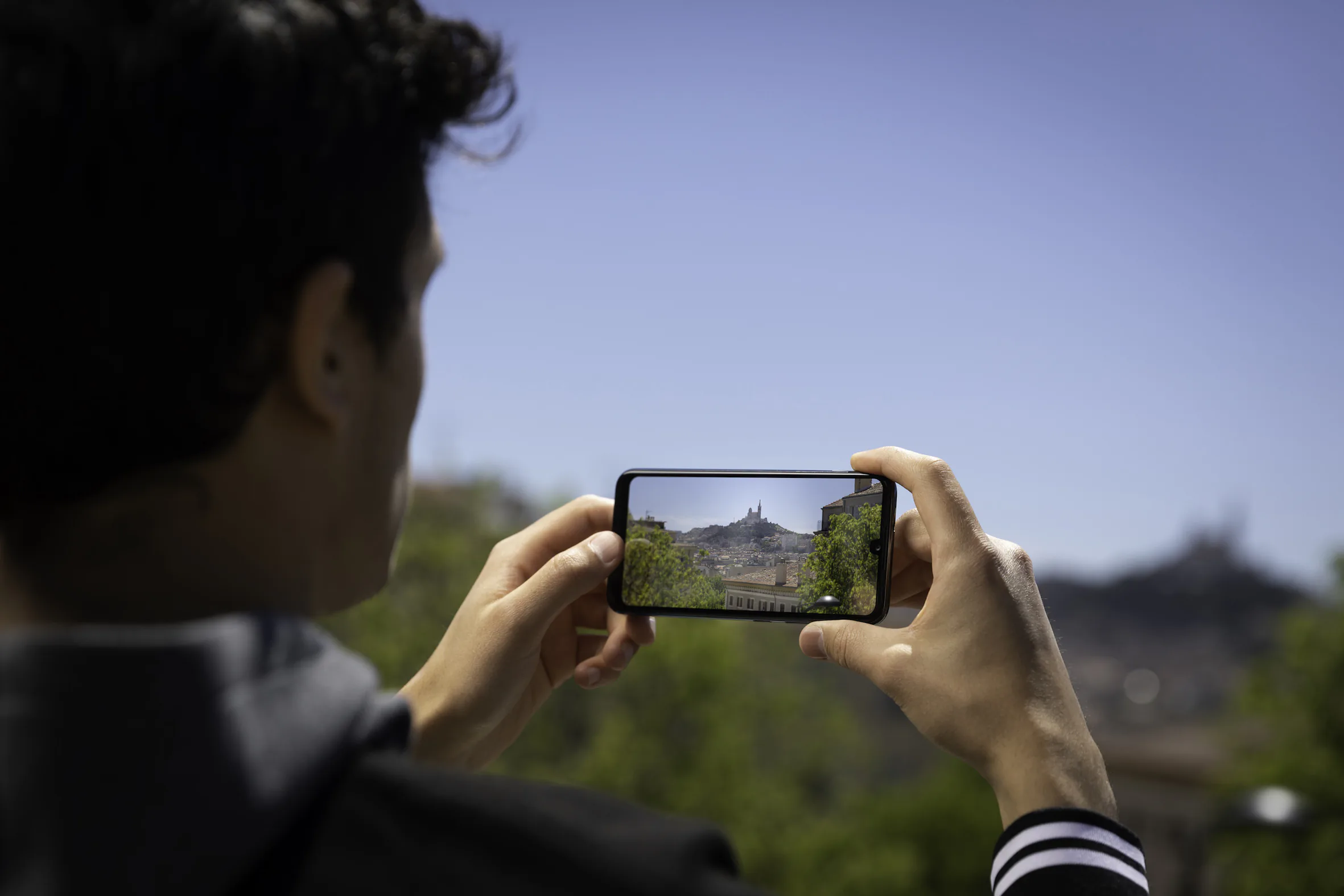 Wiko View3 Lite chính thức ra mắt tại Việt Nam: Thiết kế tràn viền, giá 2,490,000 VND