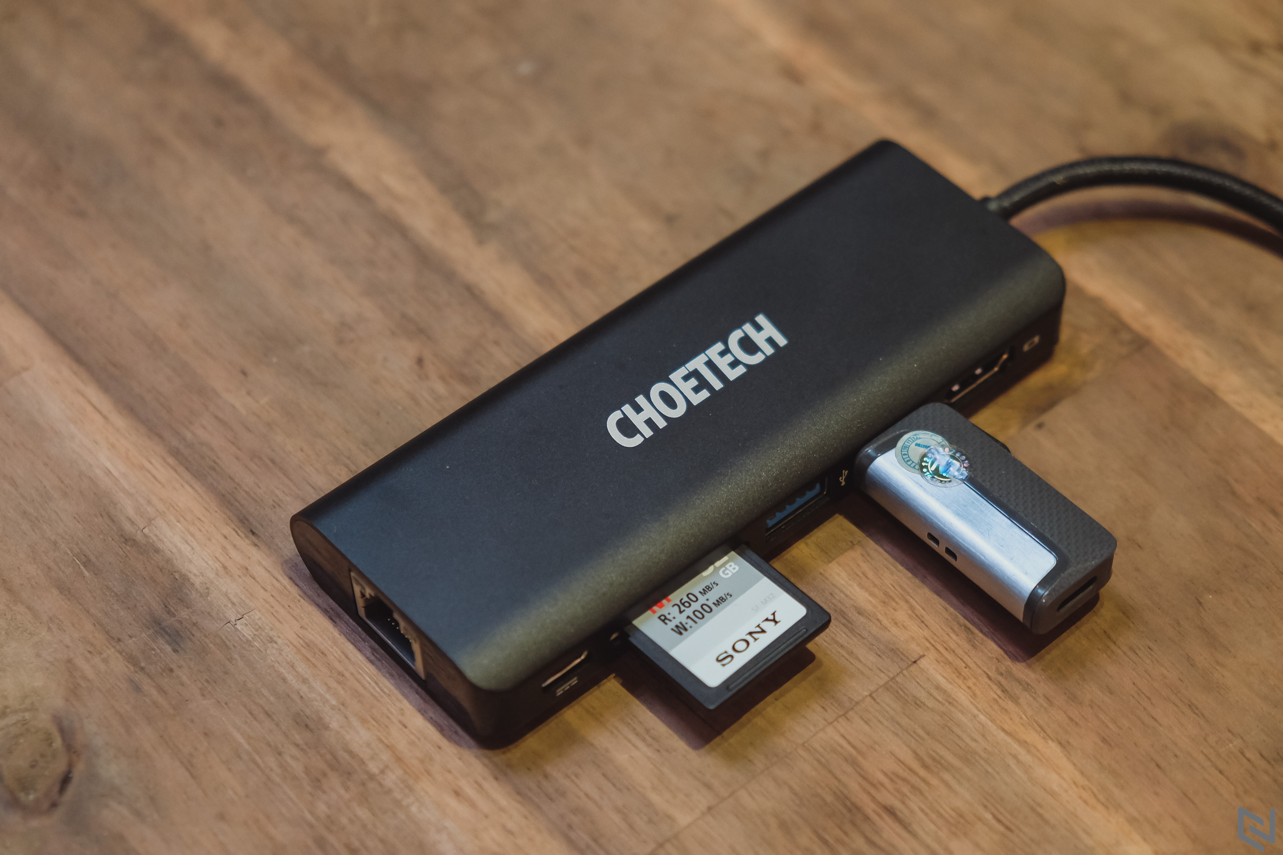 Trên tay Hub đa năng USB-C 6 cổng từ Choetech, lựa chọn cho những ai cần cổng Gigabit Ethernet