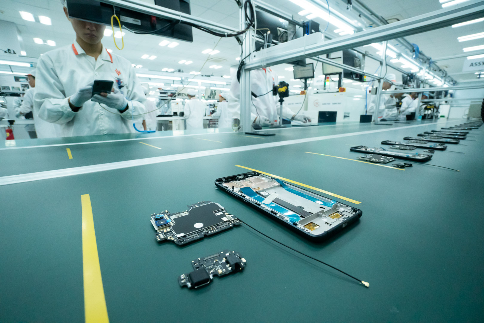 Vingroup khởi công nhà máy sản xuất điện thoại thông minh công suất 125 triệu máy/năm