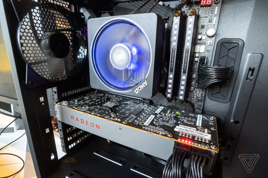 AMD giới thiệu sức mạnh đáng kinh ngạc của dòng chip chơi game Ryzen 3000 7nm