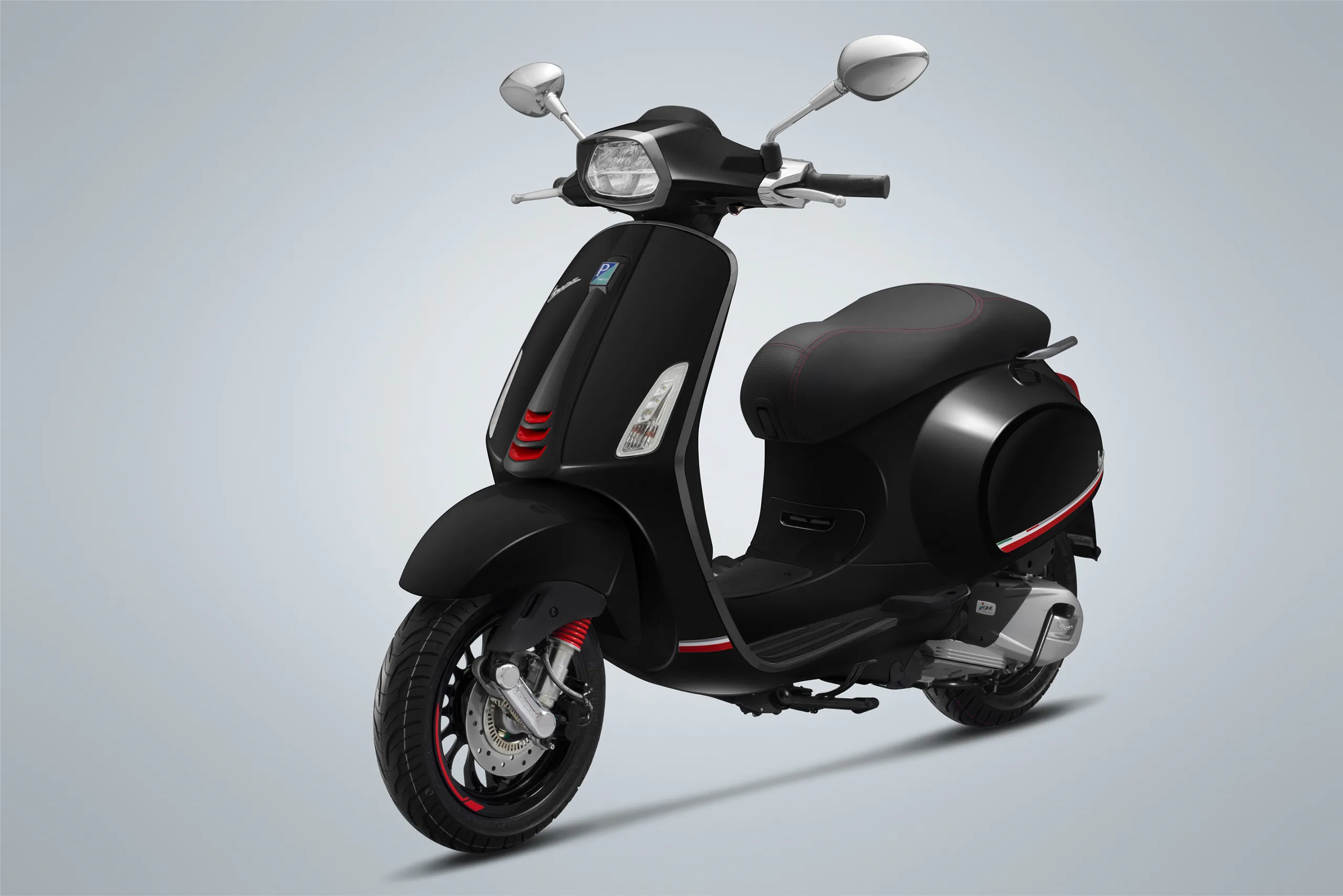 Vespa Sprint Carbon 2019 ra mắt tại Việt Nam, giá đề xuất 78.5 triệu