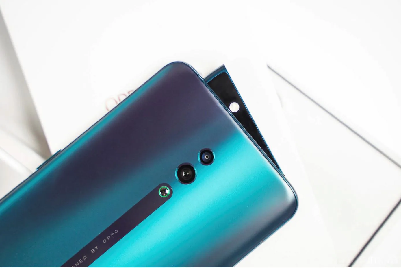 Oppo Reno sẽ là lựa chọn lý tưởng nếu bạn trẻ yêu thích 5 điều này
