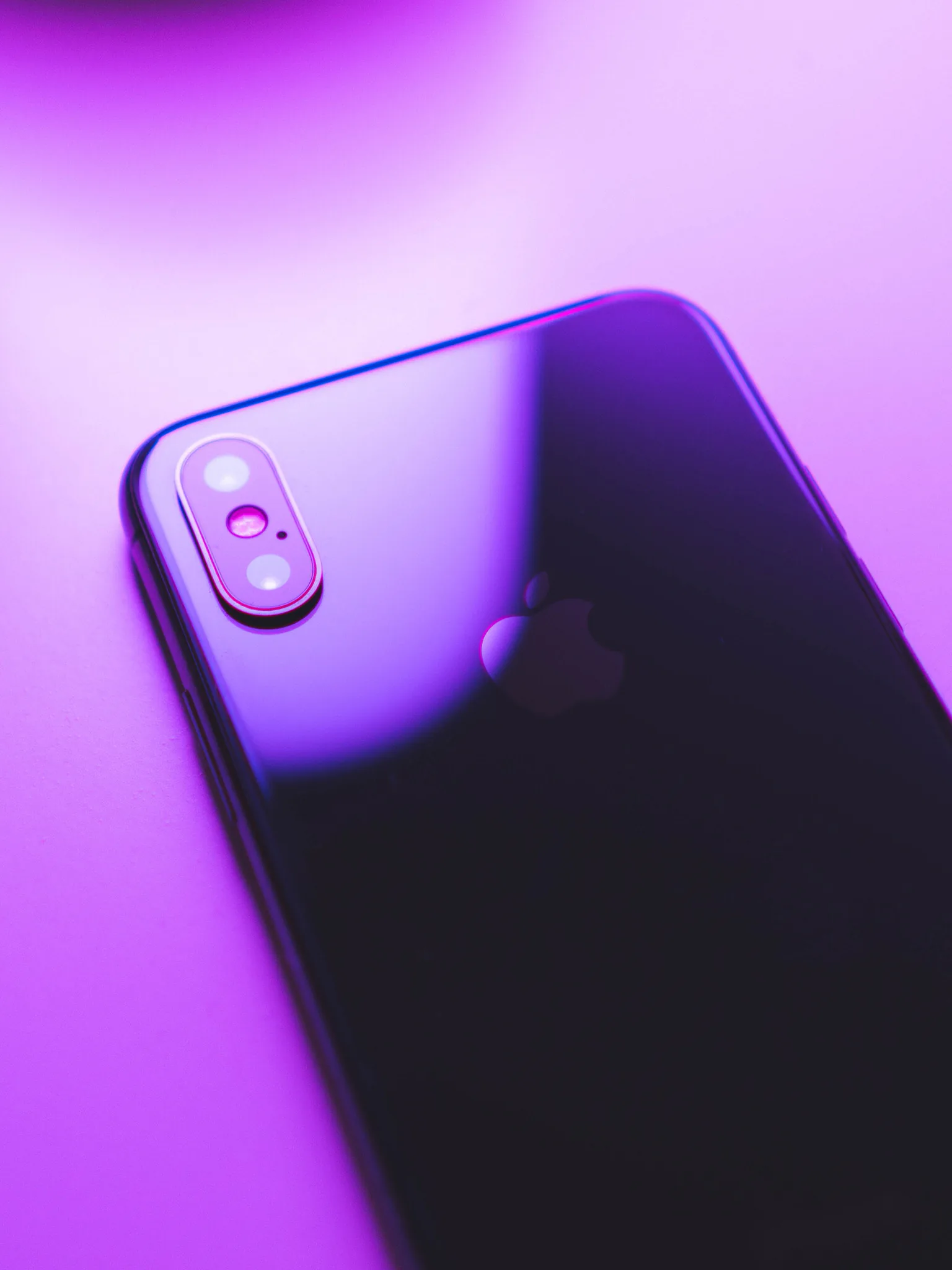 Apple bỏ qua cuộc cách mạng về camera vì nó quá tốn kém