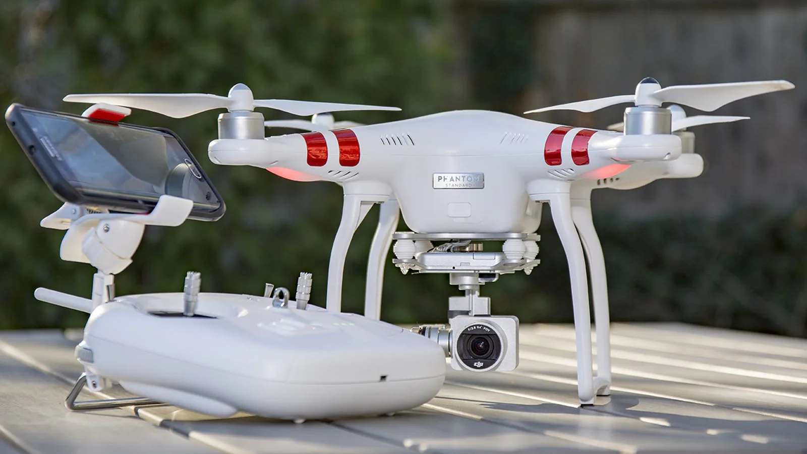 DJI