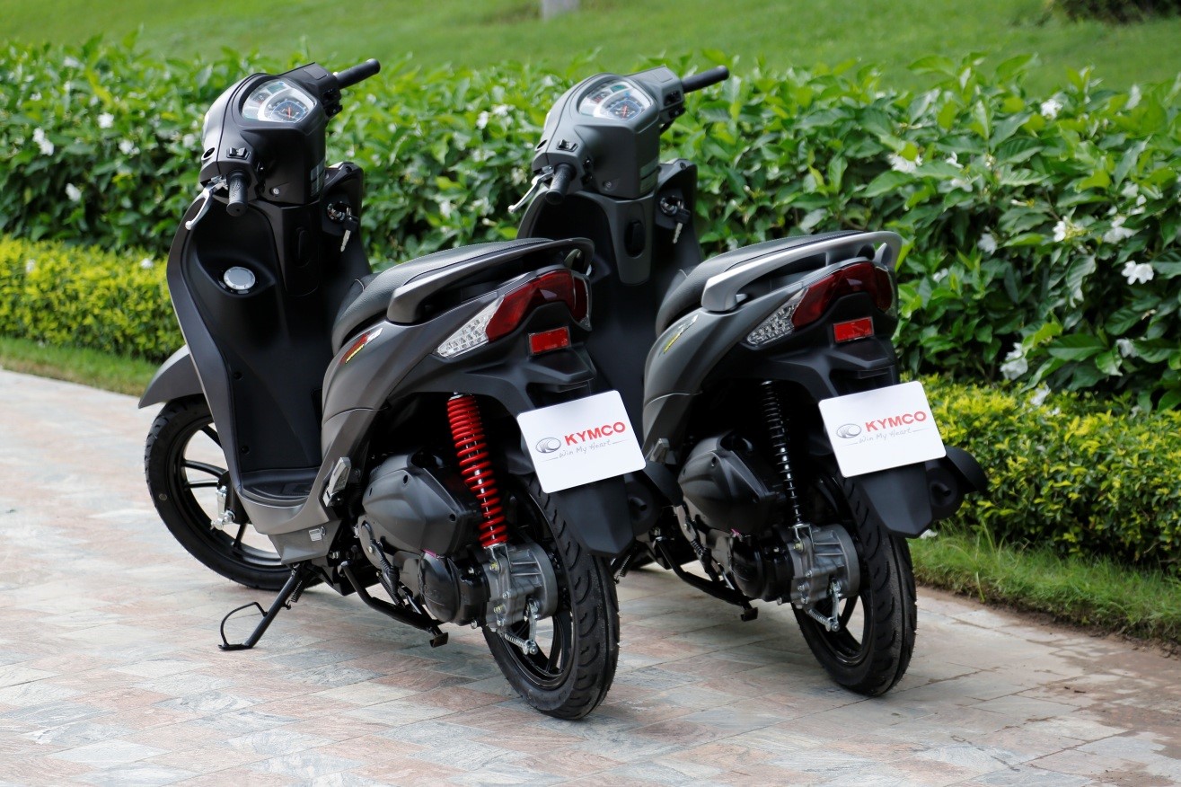 KYMCO bất ngờ ra mắt xe máy cho giới trẻ Candy Hermosa 50 tại Việt Nam