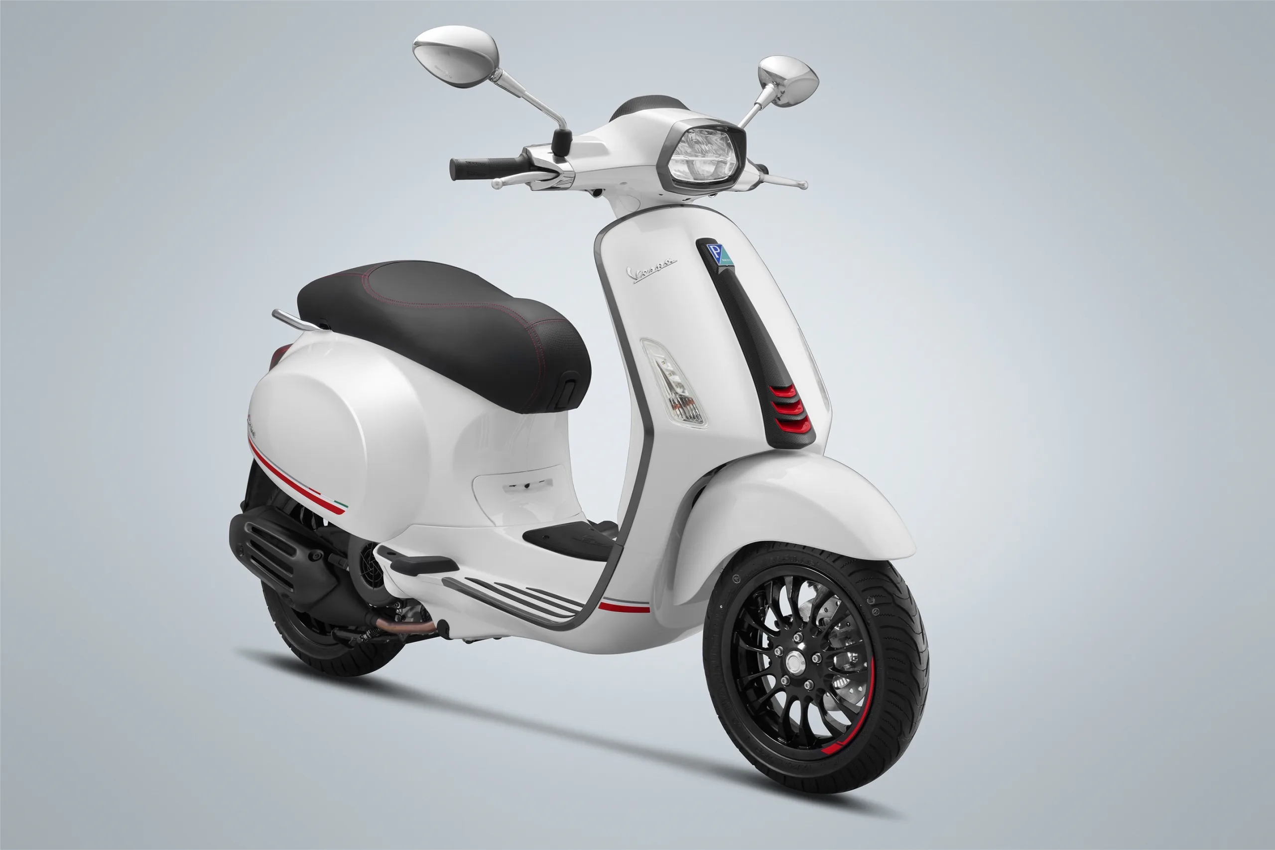Vespa Sprint Carbon 2019 ra mắt tại Việt Nam, giá đề xuất 78.5 triệu