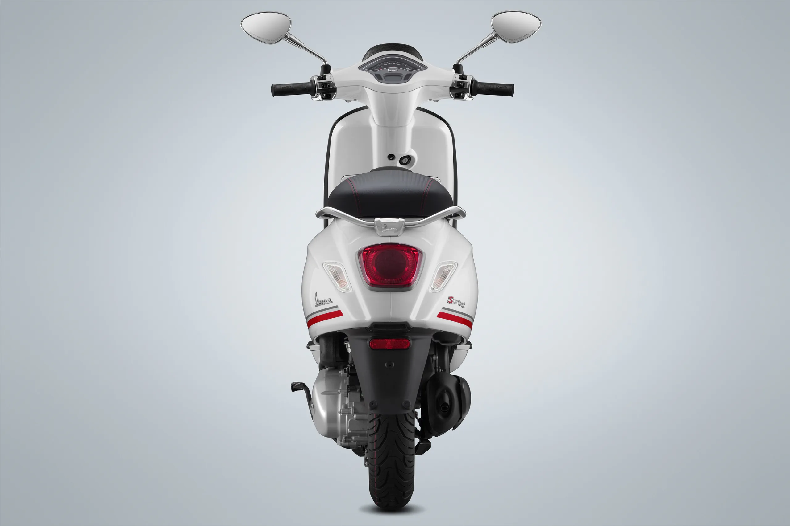 Vespa Sprint Carbon 2019 ra mắt tại Việt Nam, giá đề xuất 78.5 triệu