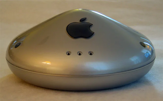 Tiền thân của MacBook - iBook đã bước sang tuổi 20