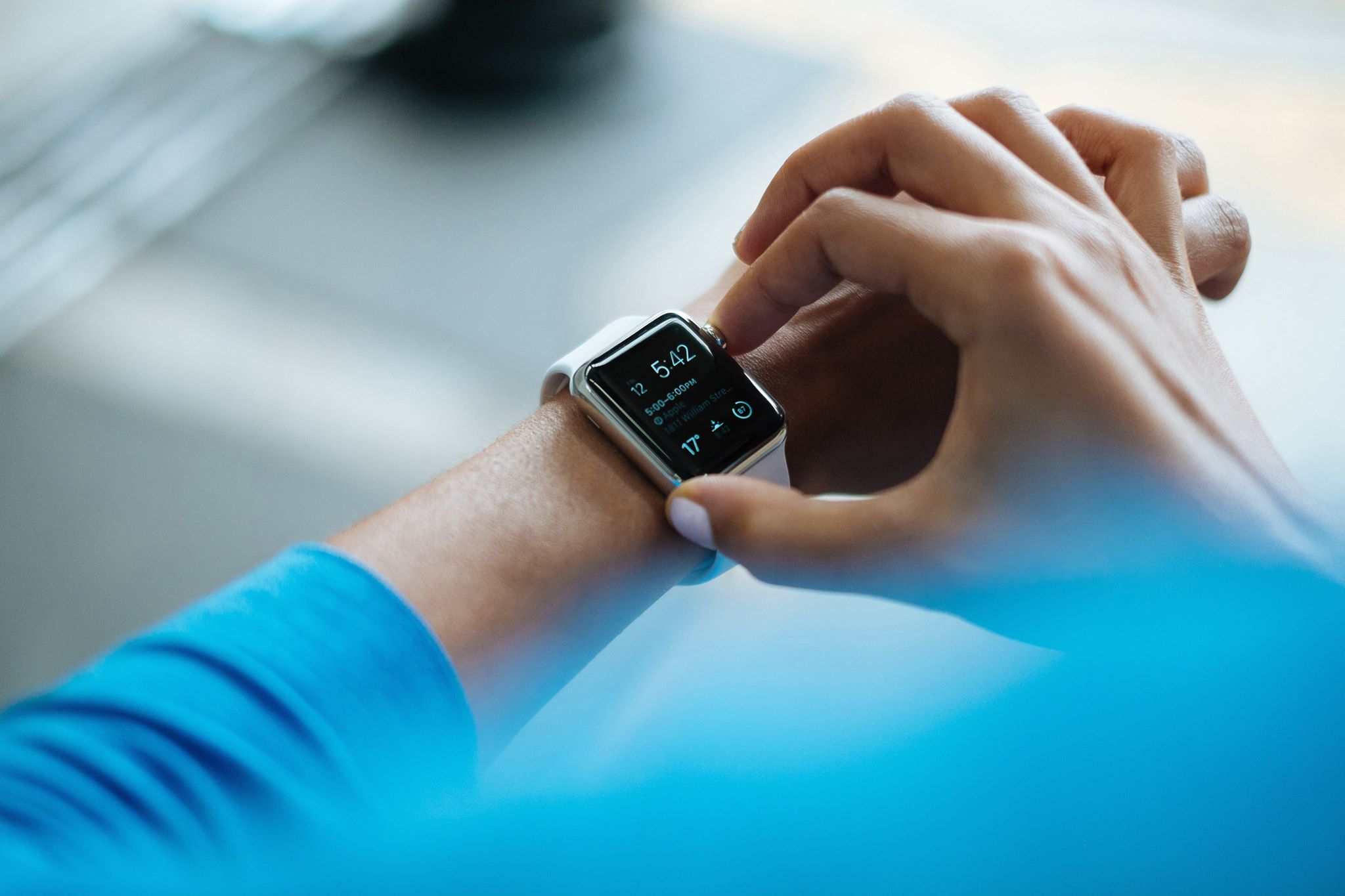 Một bác sỹ đã kiện Apple vì ăn cắp tính năng đo nhịp tim trên Apple Watch