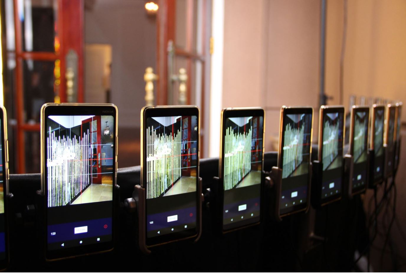 HMD Global xác lập kỷ lục với “Bức ảnh đa chiều được chụp cùng lúc trong 1 giây bằng nhiều điện thoại Nokia nhất”